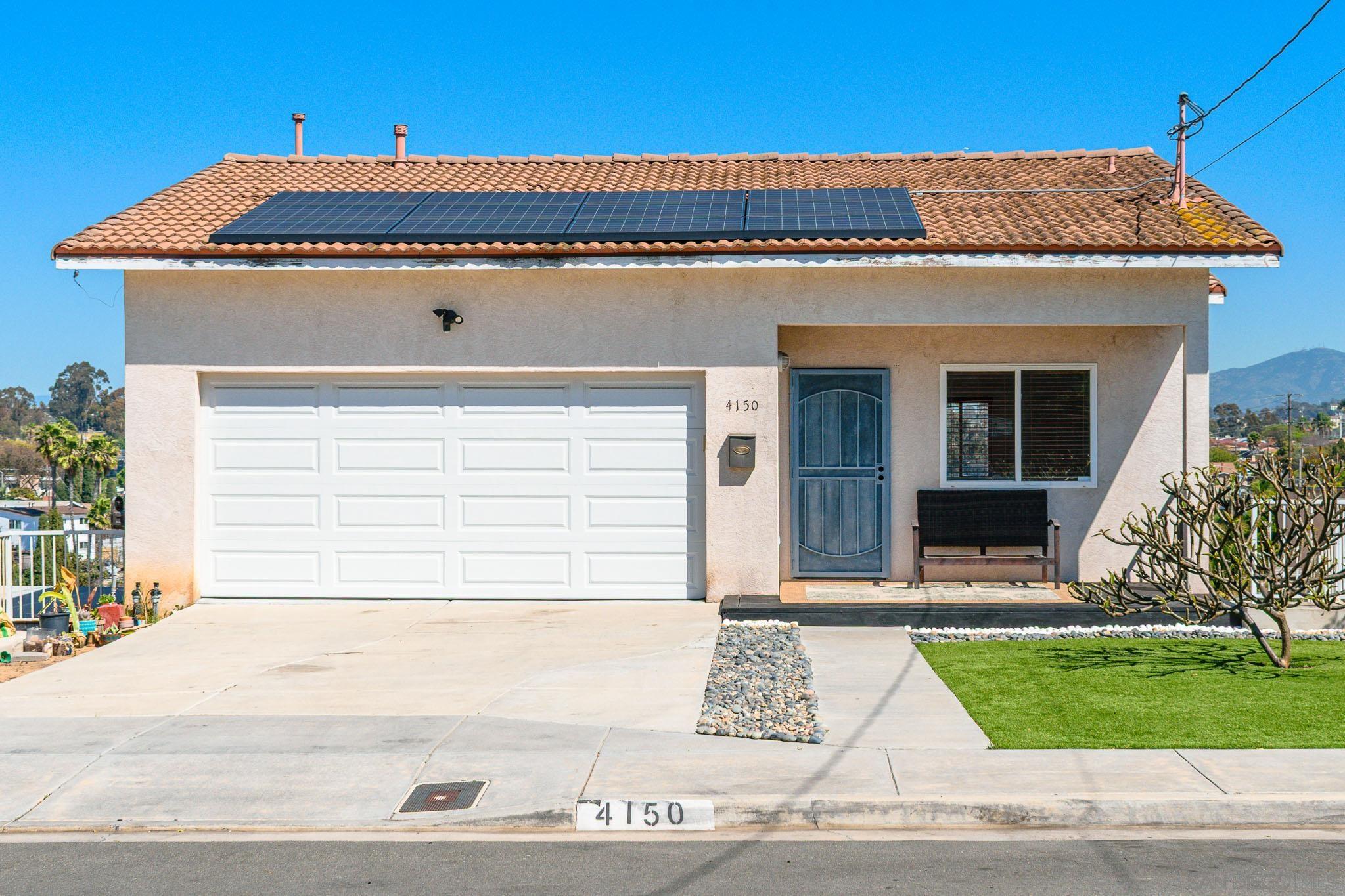 Detail Gallery Image 10 of 40 For 4150  Marine View Ave, San Diego,  CA 92113 - 3 Beds | 2/1 Baths