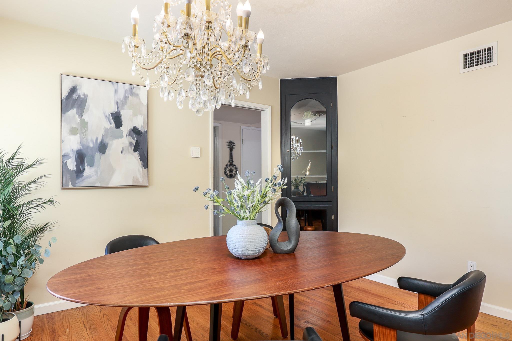 Detail Gallery Image 12 of 41 For 5270  Joan Ct, San Diego,  CA 92115 - 4 Beds | 2 Baths