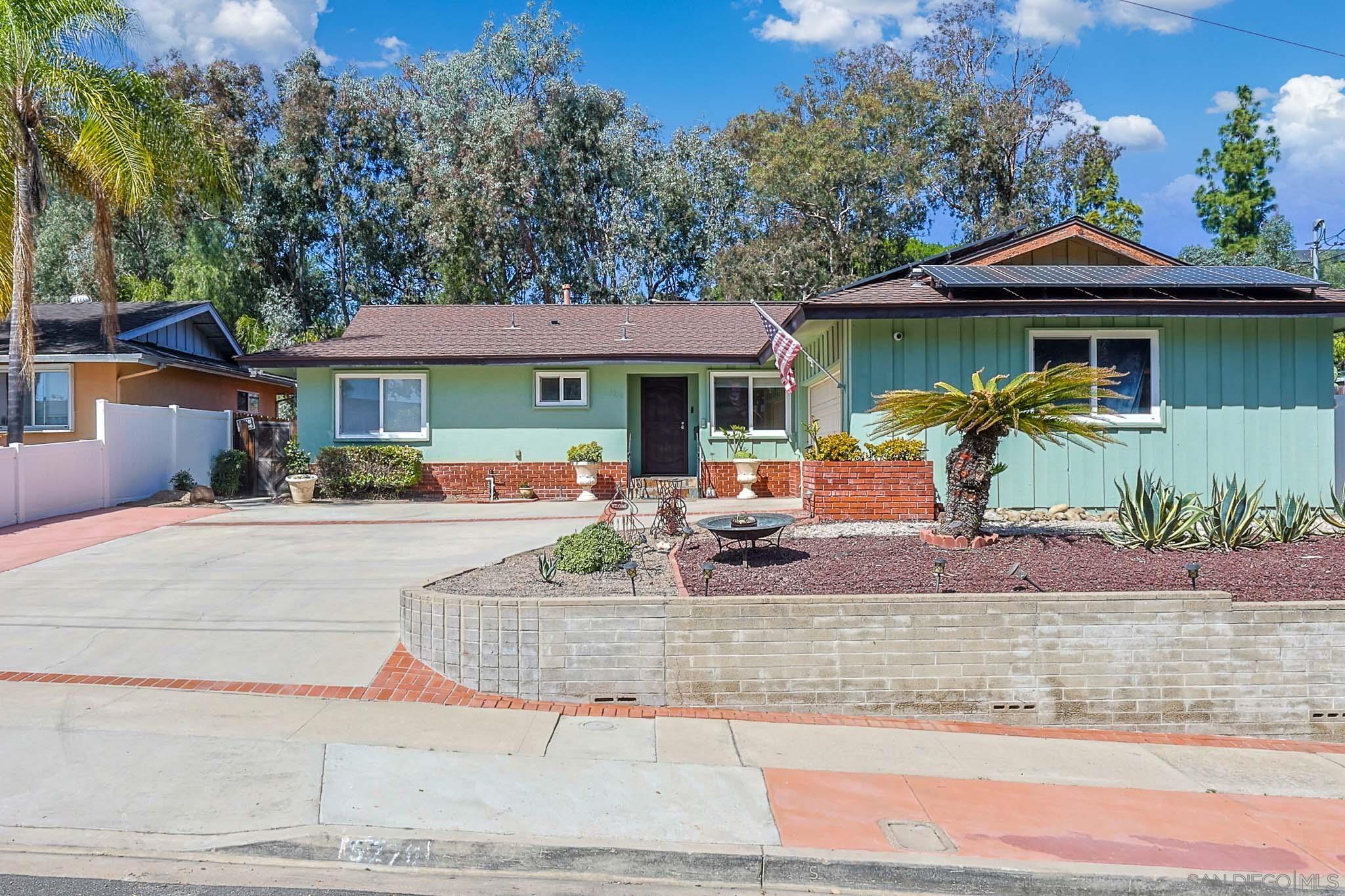 Detail Gallery Image 30 of 41 For 5270  Joan Ct, San Diego,  CA 92115 - 4 Beds | 2 Baths