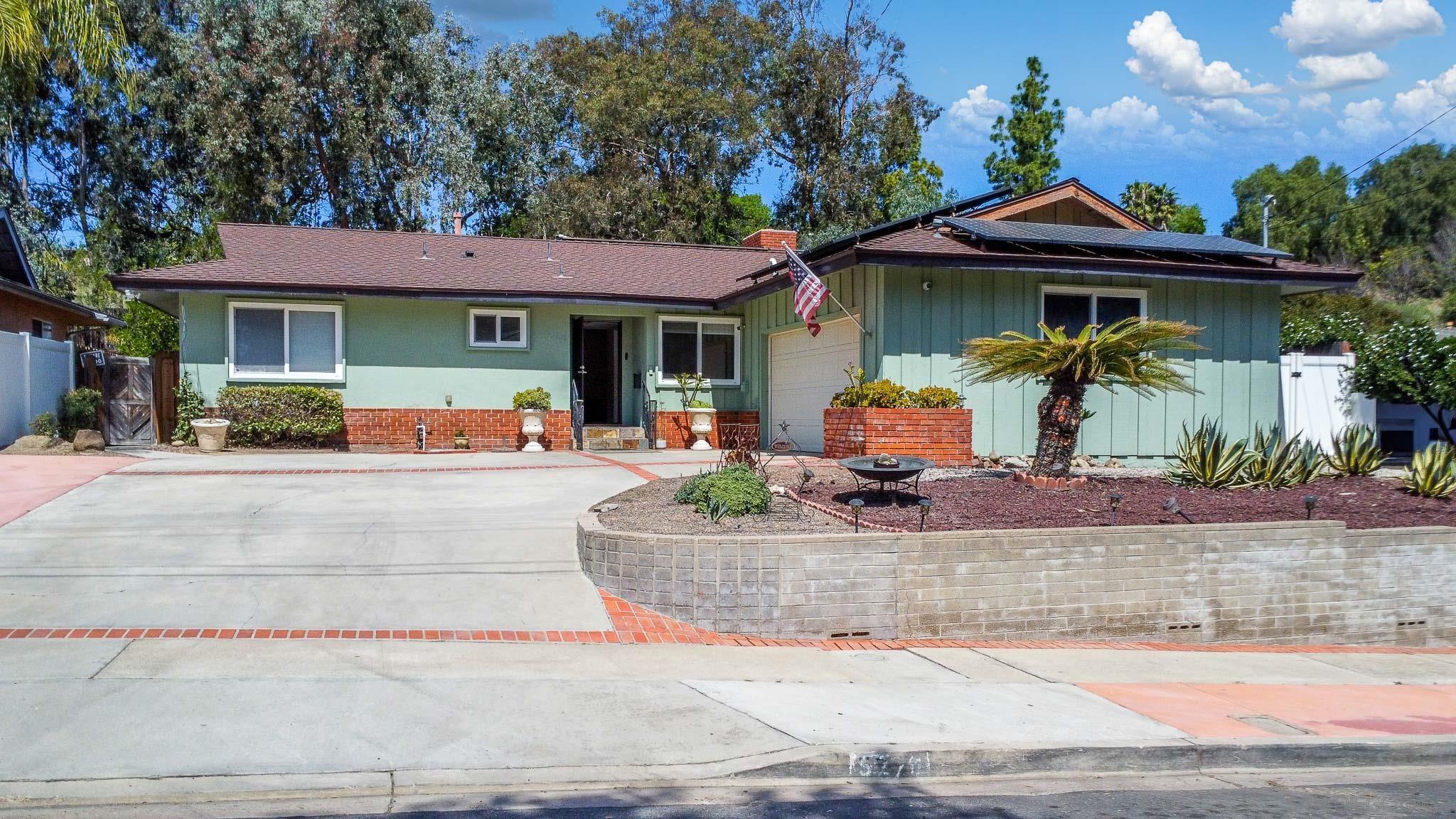 Detail Gallery Image 33 of 41 For 5270  Joan Ct, San Diego,  CA 92115 - 4 Beds | 2 Baths