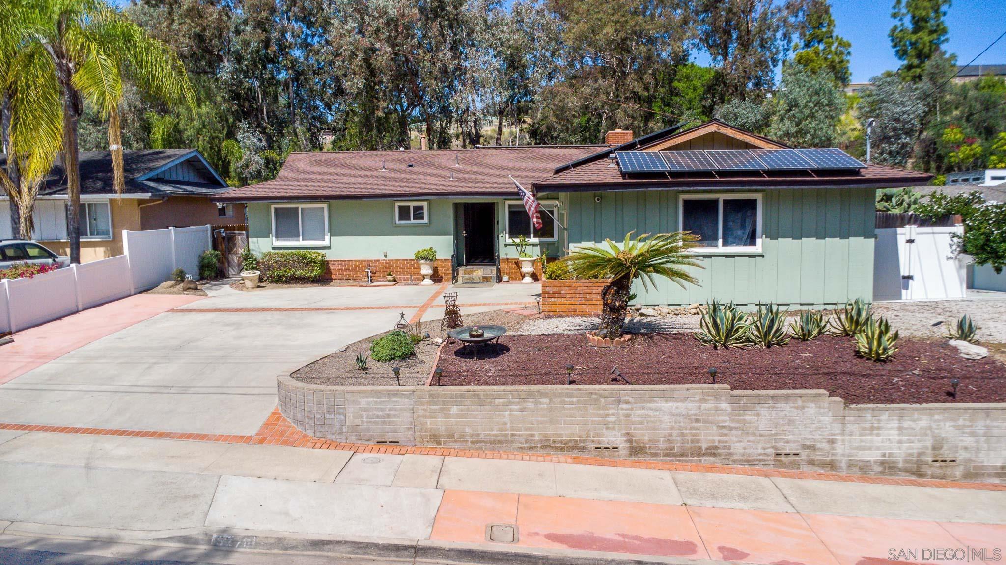 Detail Gallery Image 34 of 41 For 5270  Joan Ct, San Diego,  CA 92115 - 4 Beds | 2 Baths