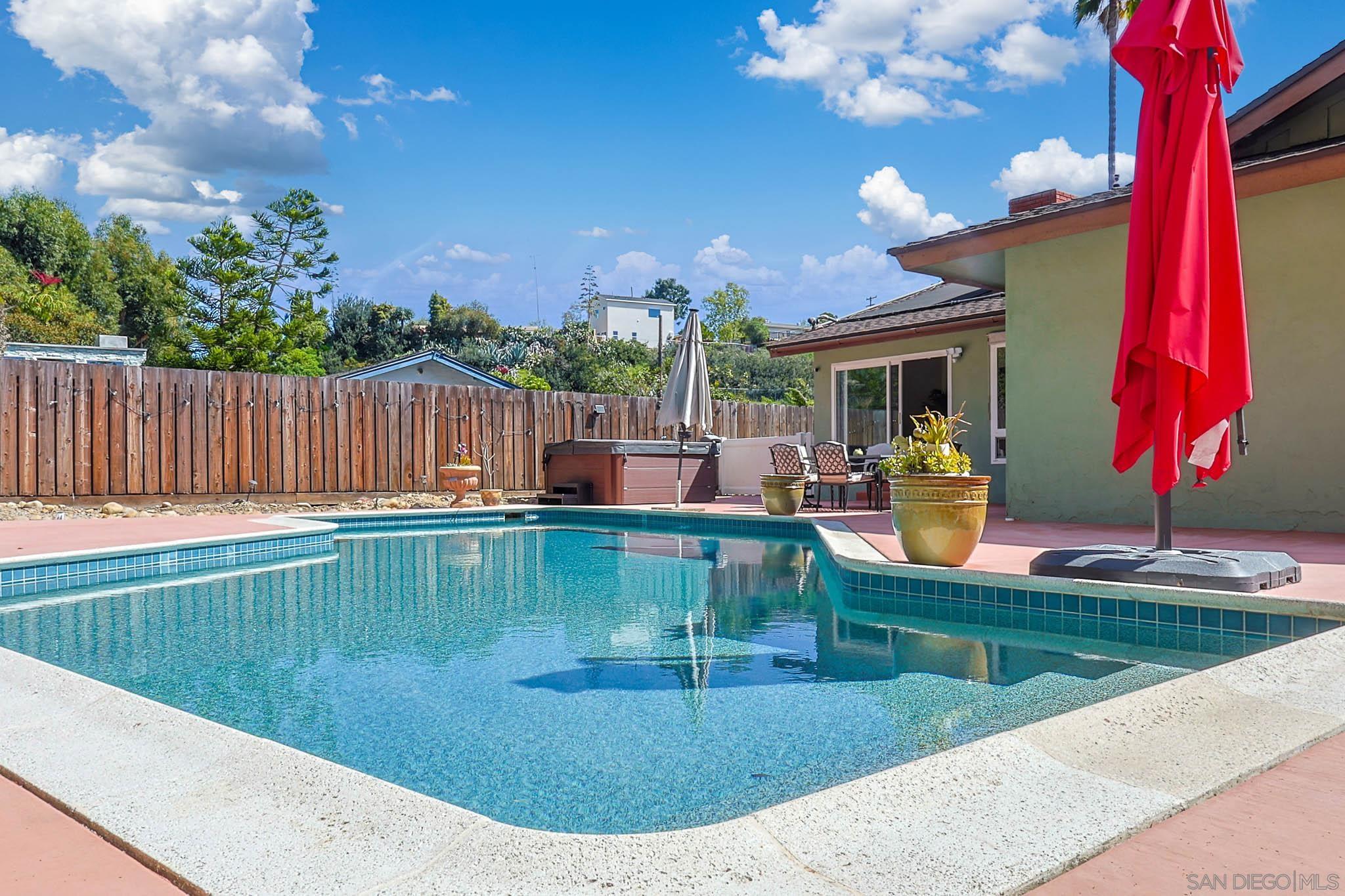 Detail Gallery Image 6 of 41 For 5270  Joan Ct, San Diego,  CA 92115 - 4 Beds | 2 Baths