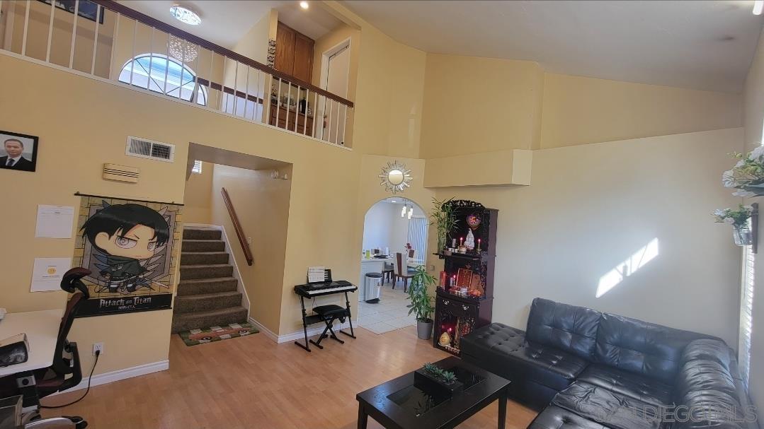 Detail Gallery Image 4 of 21 For 2317  Sherwood Dr, Lemon Grove,  CA 91945 - 3 Beds | 2/1 Baths