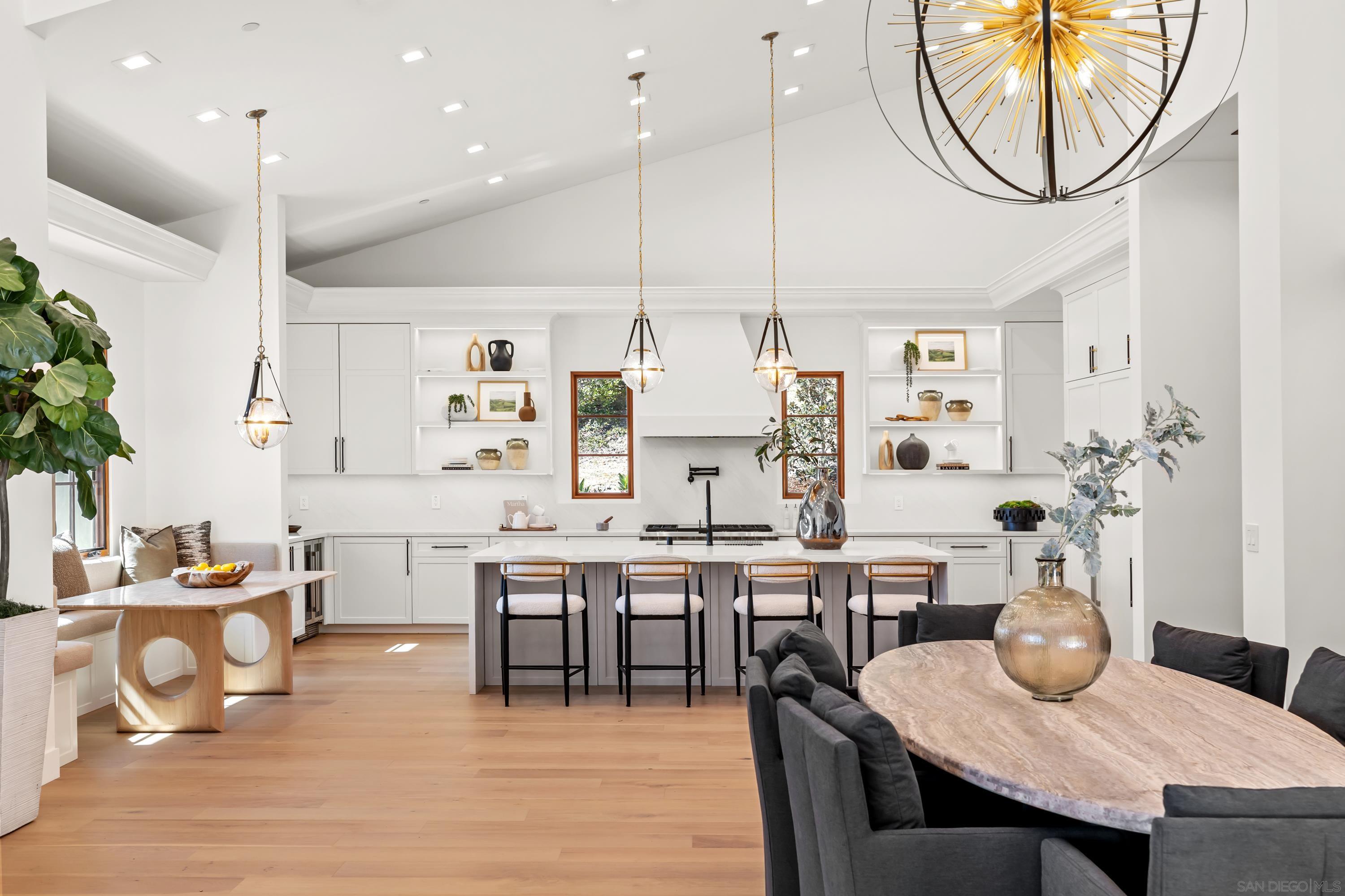 Detail Gallery Image 23 of 64 For 5758-60  Las Palomas, Rancho Santa Fe,  CA 92067 - 5 Beds | 5/2 Baths