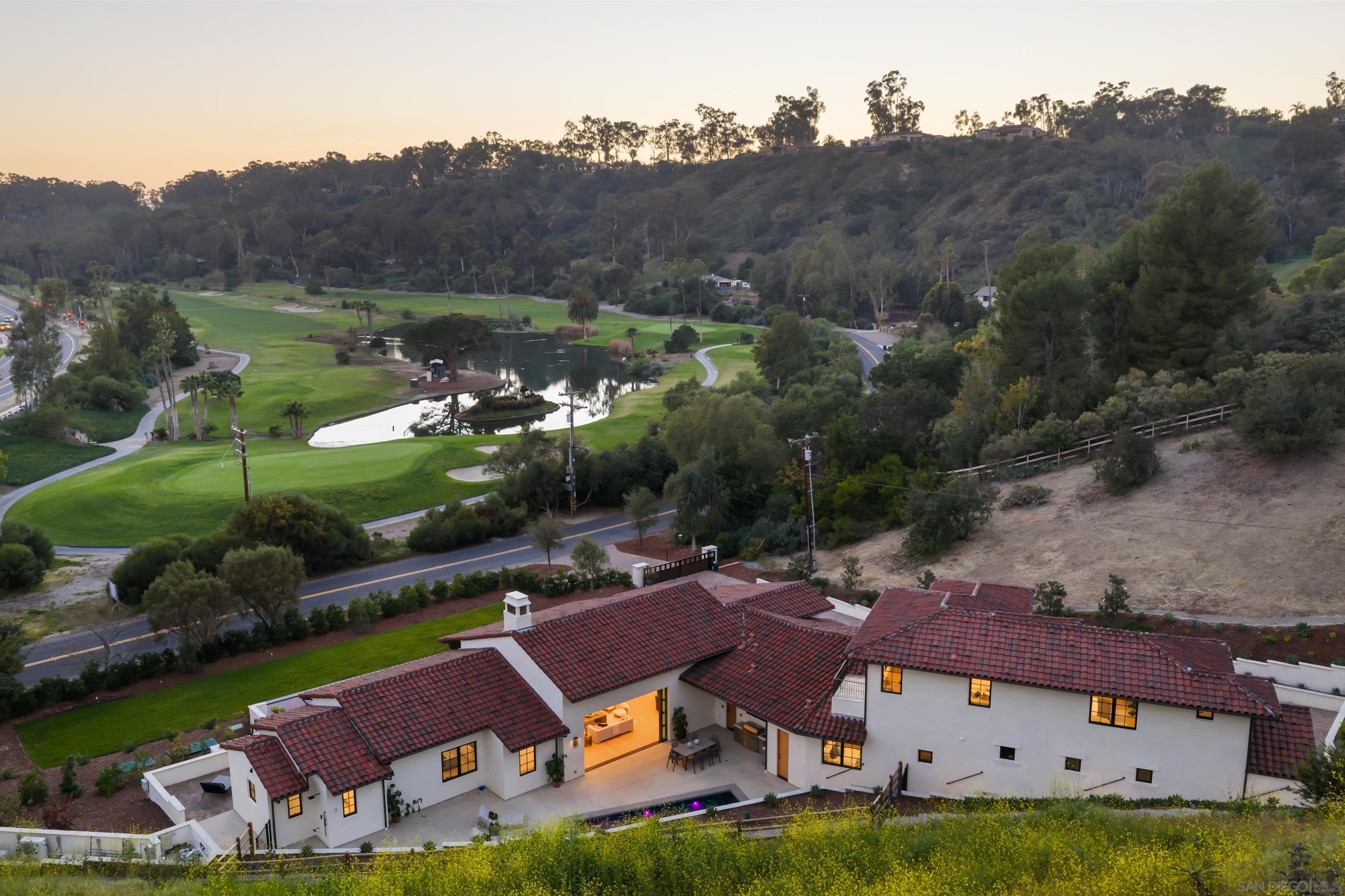 Detail Gallery Image 33 of 64 For 5758-60  Las Palomas, Rancho Santa Fe,  CA 92067 - 5 Beds | 5/2 Baths