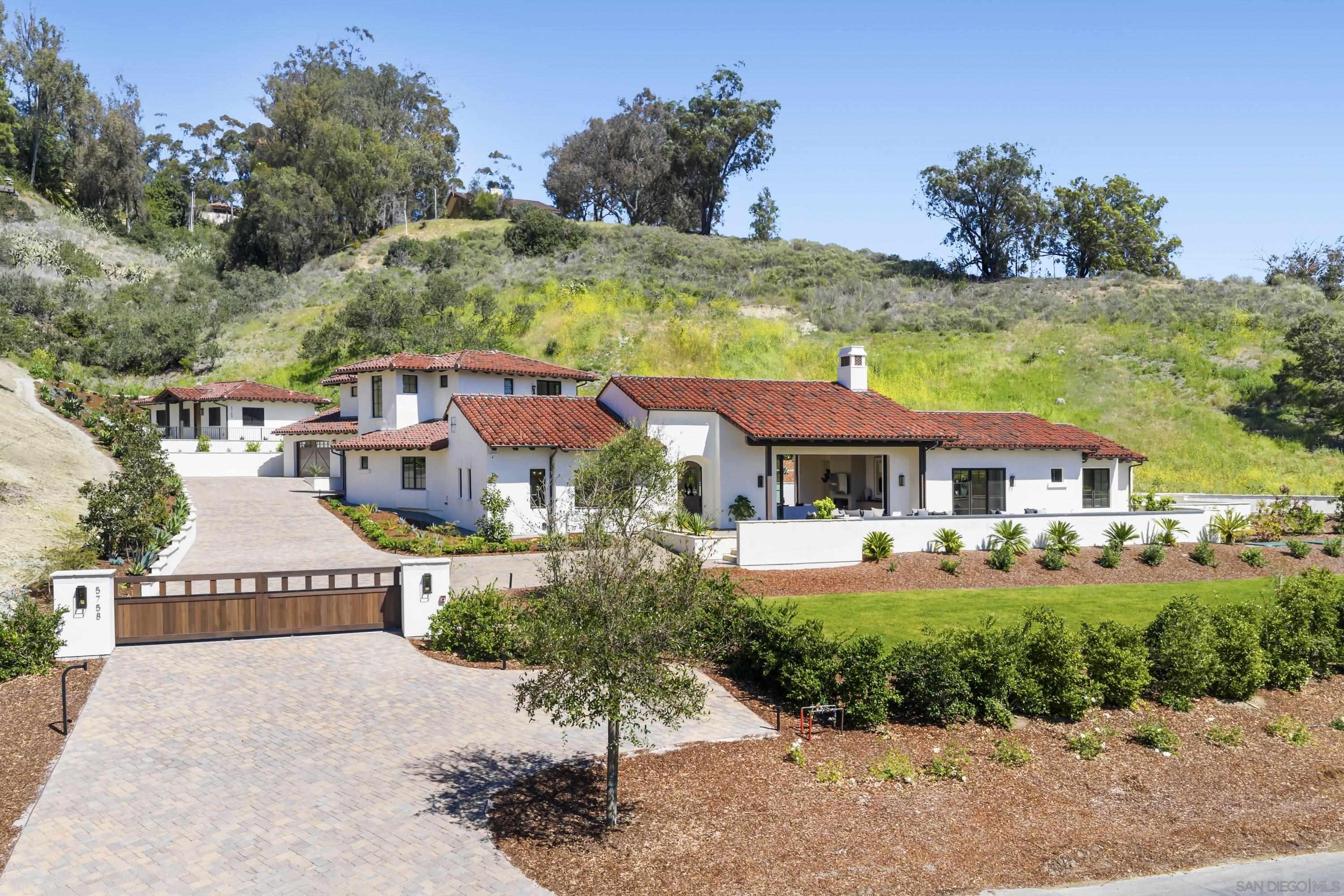 Detail Gallery Image 34 of 64 For 5758-60  Las Palomas, Rancho Santa Fe,  CA 92067 - 5 Beds | 5/2 Baths