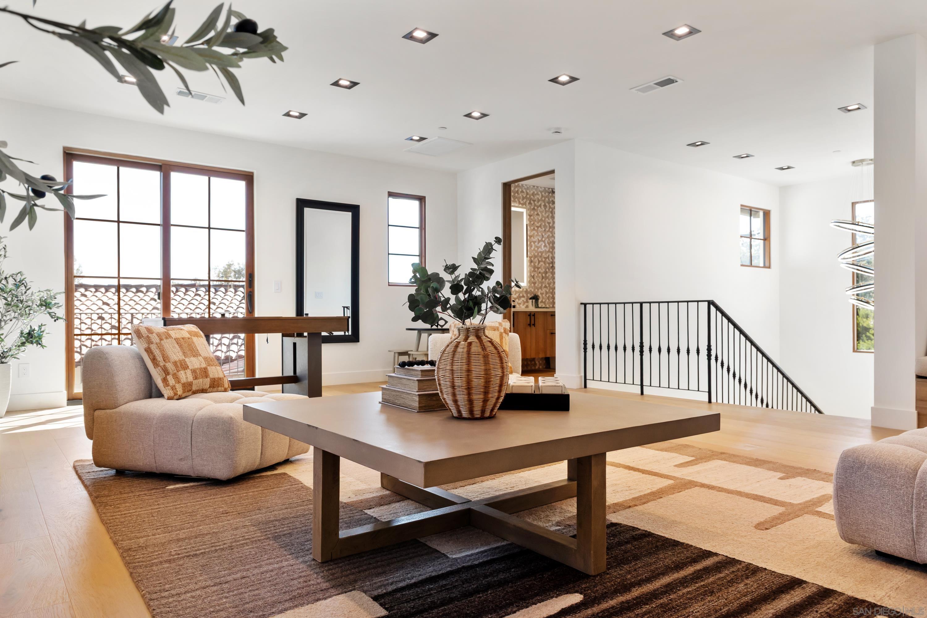 Detail Gallery Image 39 of 64 For 5758-60  Las Palomas, Rancho Santa Fe,  CA 92067 - 5 Beds | 5/2 Baths