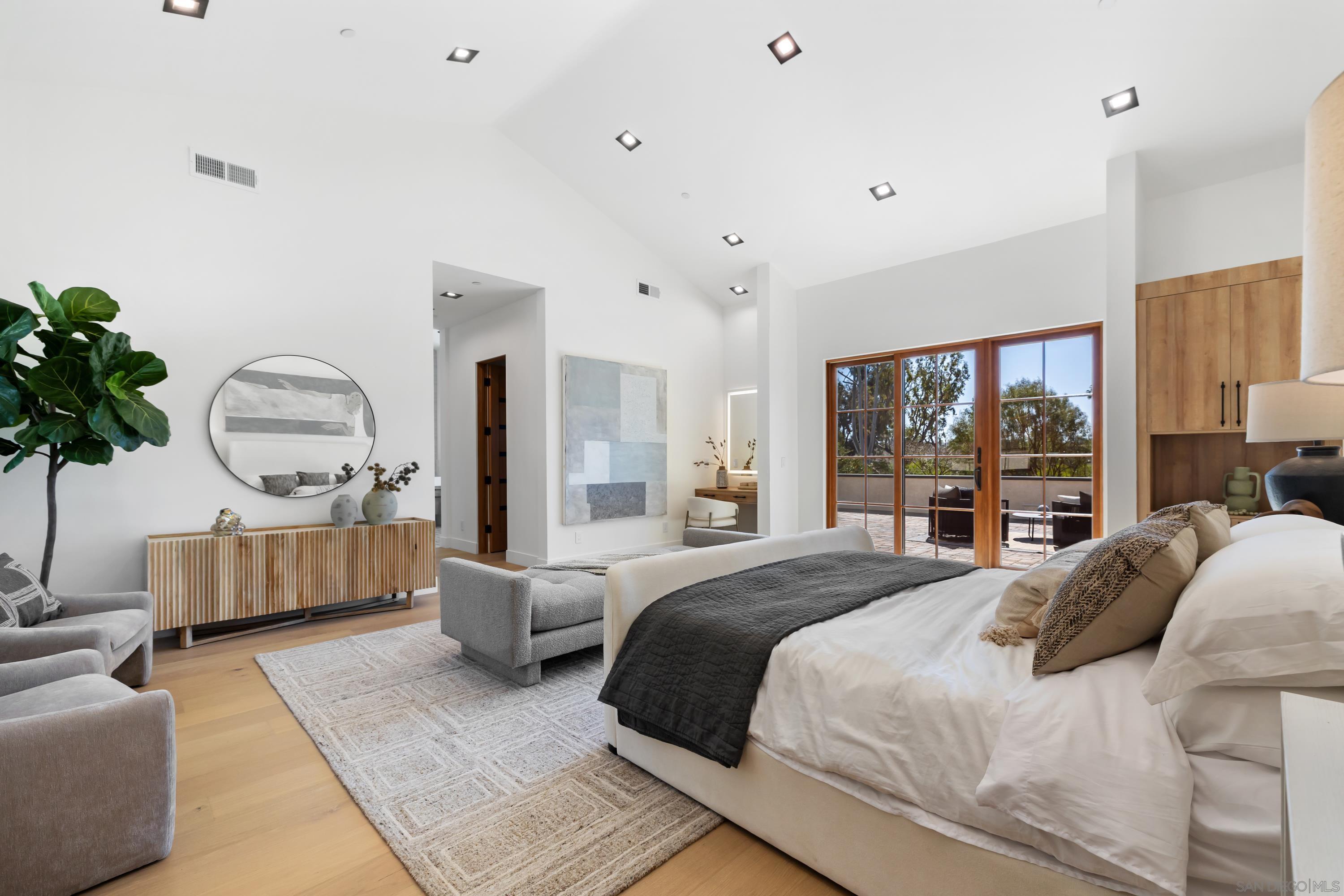 Detail Gallery Image 49 of 64 For 5758-60  Las Palomas, Rancho Santa Fe,  CA 92067 - 5 Beds | 5/2 Baths