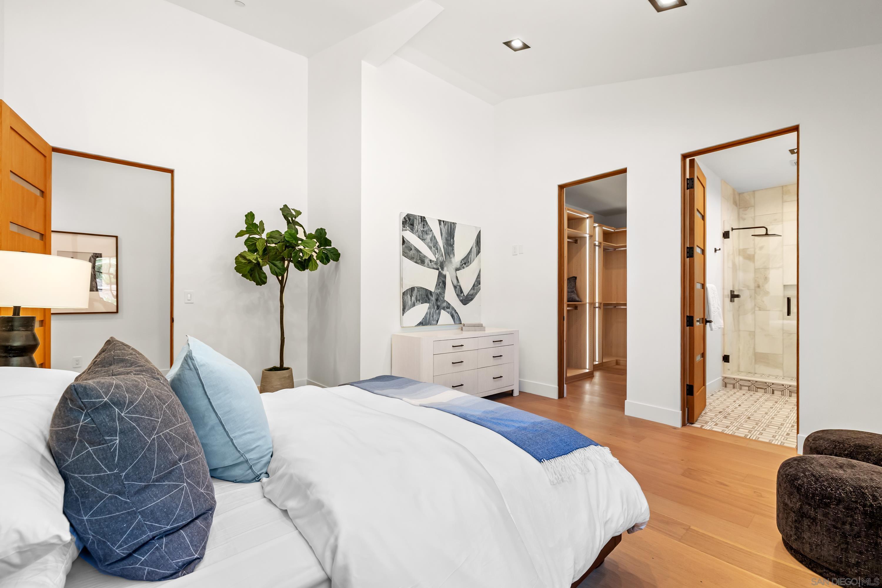 Detail Gallery Image 51 of 64 For 5758-60  Las Palomas, Rancho Santa Fe,  CA 92067 - 5 Beds | 5/2 Baths