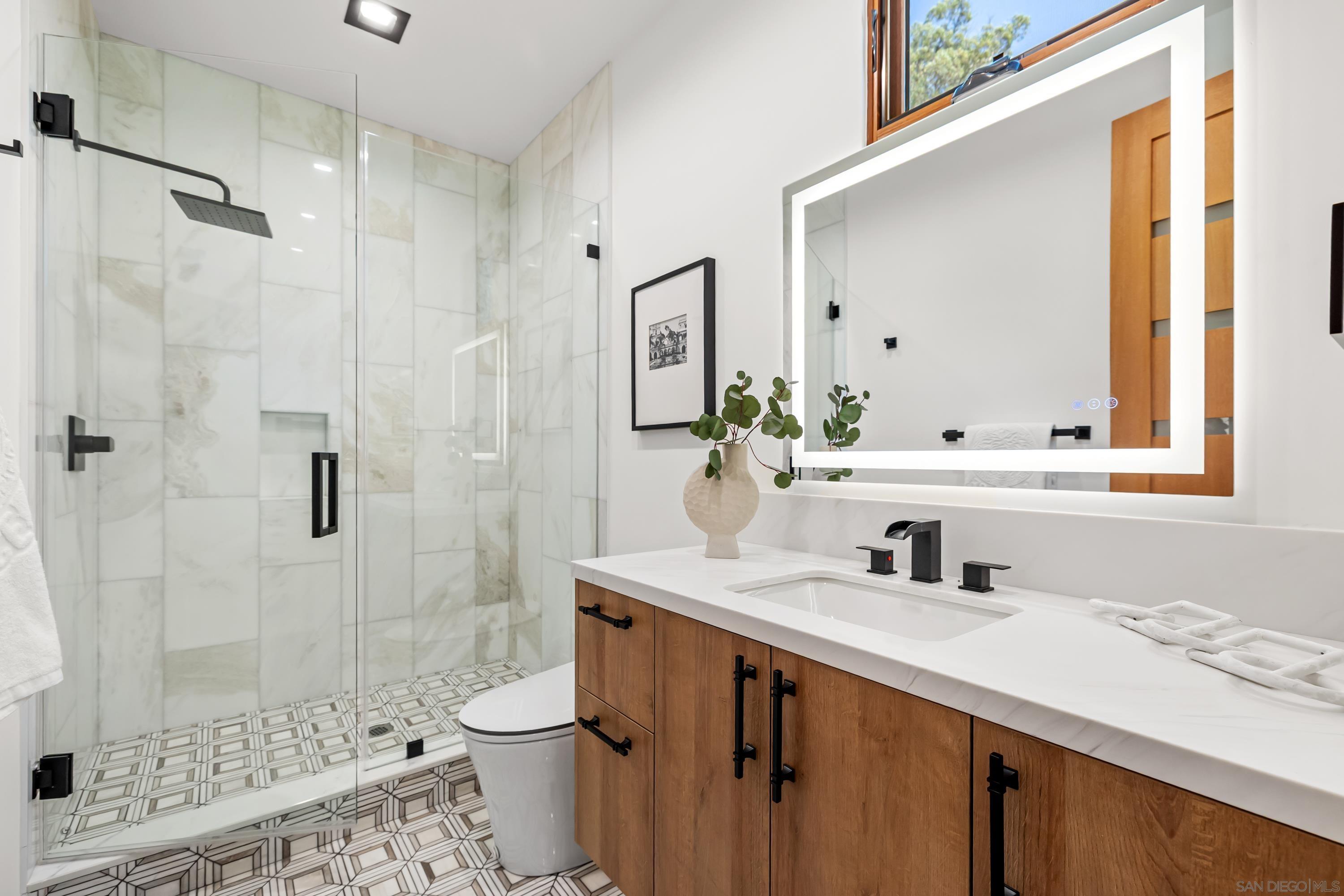 Detail Gallery Image 52 of 64 For 5758-60  Las Palomas, Rancho Santa Fe,  CA 92067 - 5 Beds | 5/2 Baths