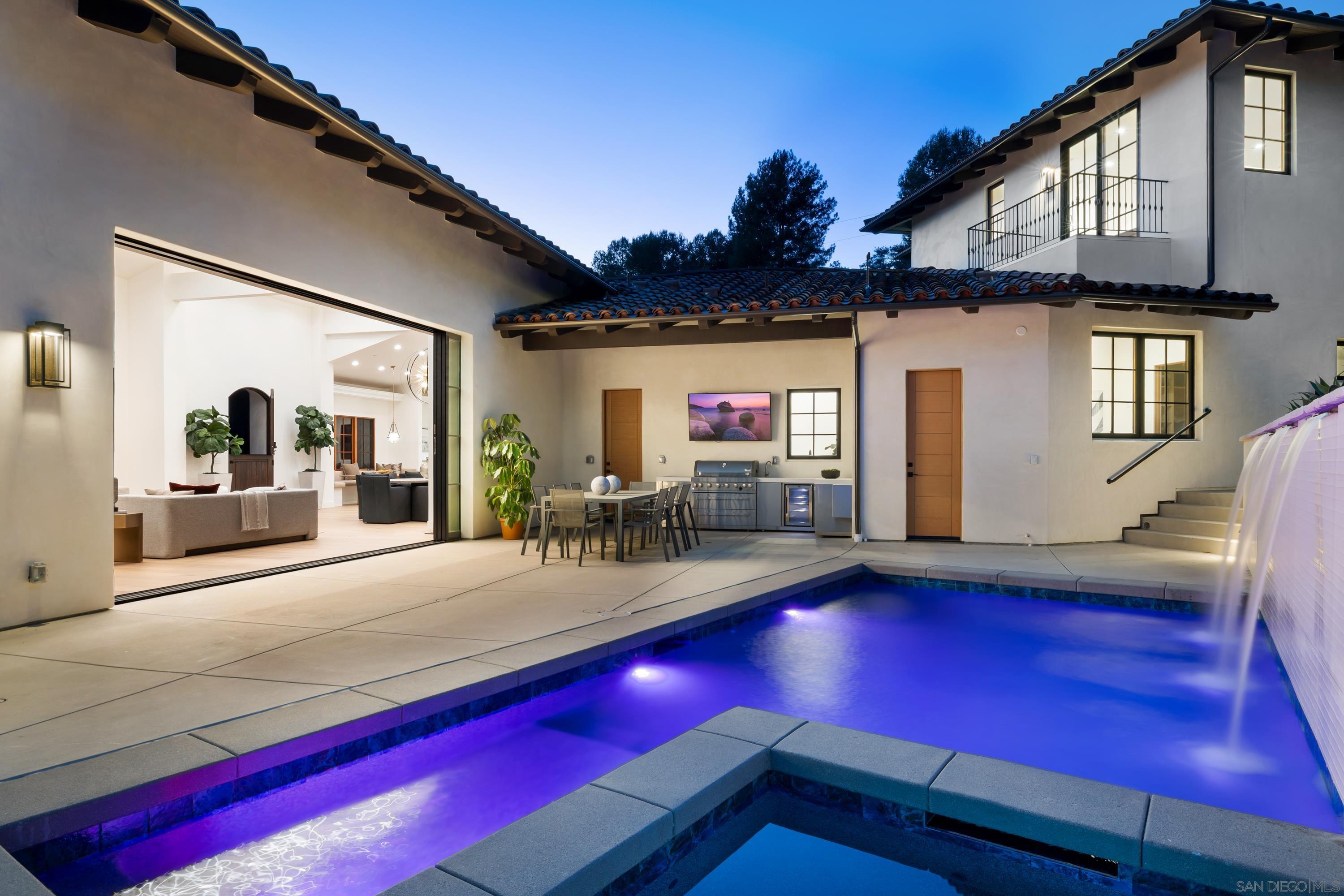 Detail Gallery Image 55 of 64 For 5758-60  Las Palomas, Rancho Santa Fe,  CA 92067 - 5 Beds | 5/2 Baths