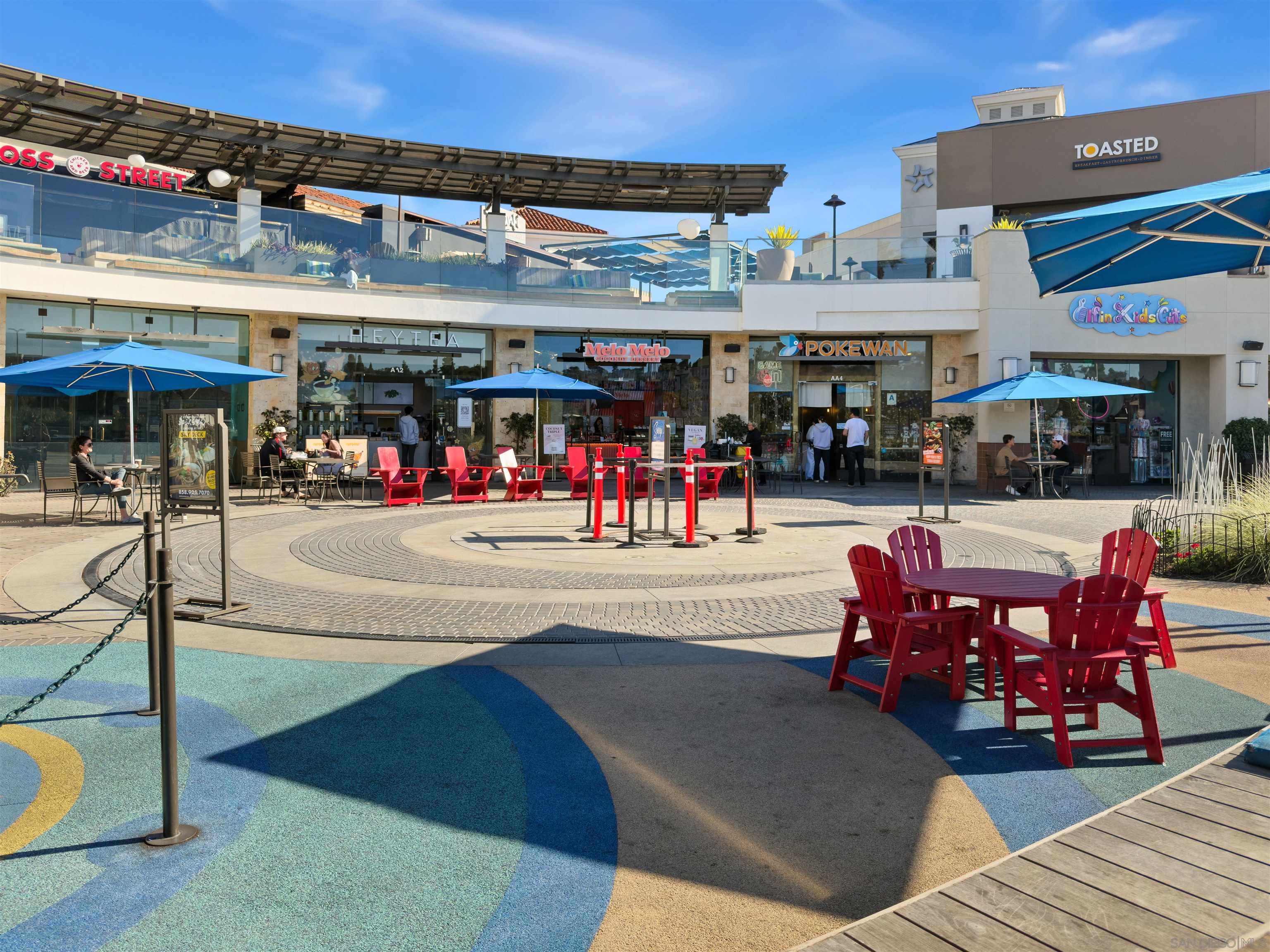 Detail Gallery Image 14 of 26 For 3770  Mykonos Ln  #77,  San Diego,  CA 92130 - 2 Beds | 2/1 Baths