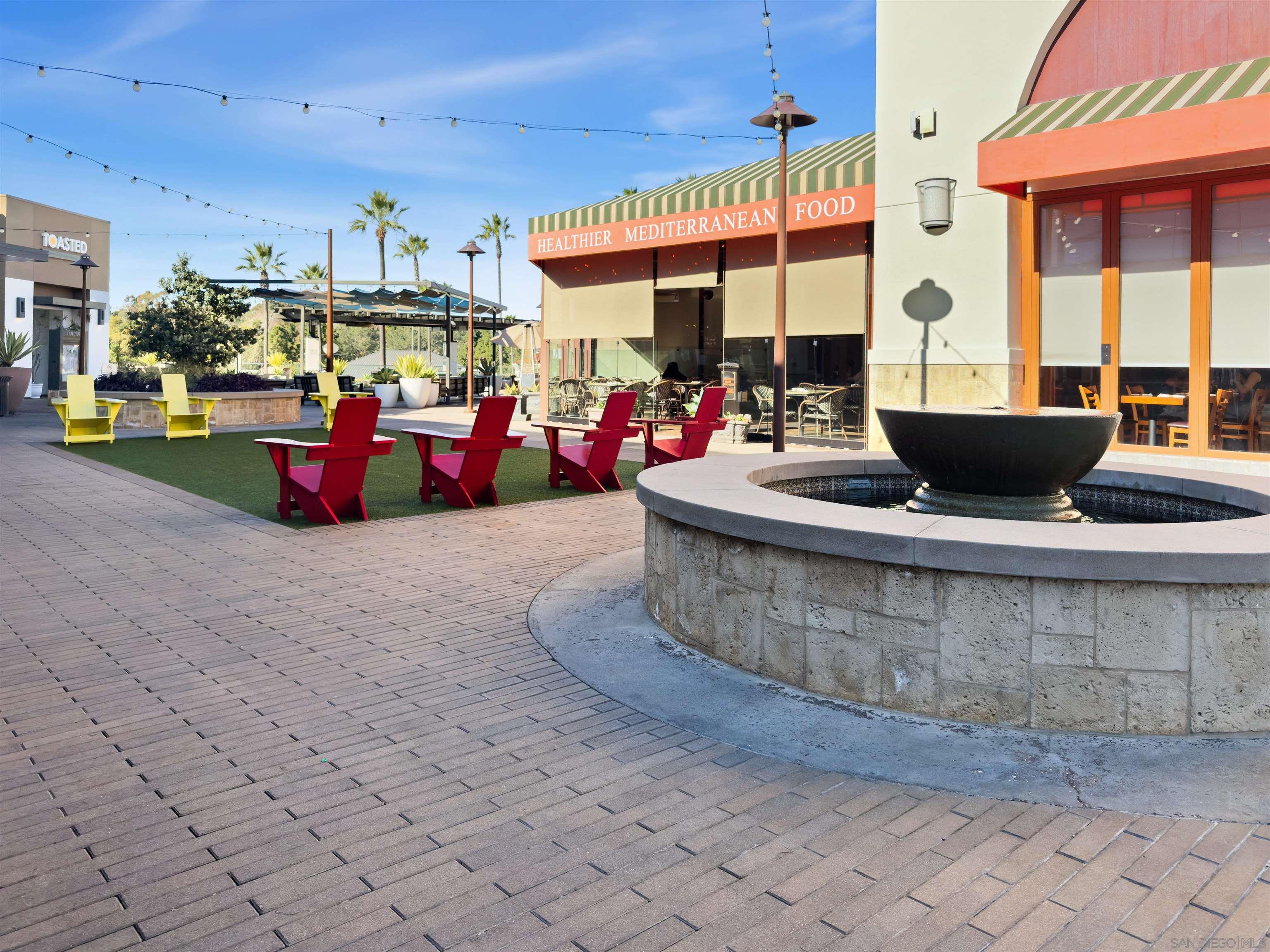 Detail Gallery Image 16 of 26 For 3770  Mykonos Ln  #77,  San Diego,  CA 92130 - 2 Beds | 2/1 Baths