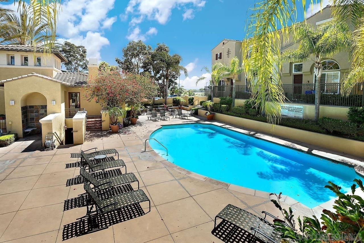 Detail Gallery Image 21 of 26 For 3770  Mykonos Ln  #77,  San Diego,  CA 92130 - 2 Beds | 2/1 Baths