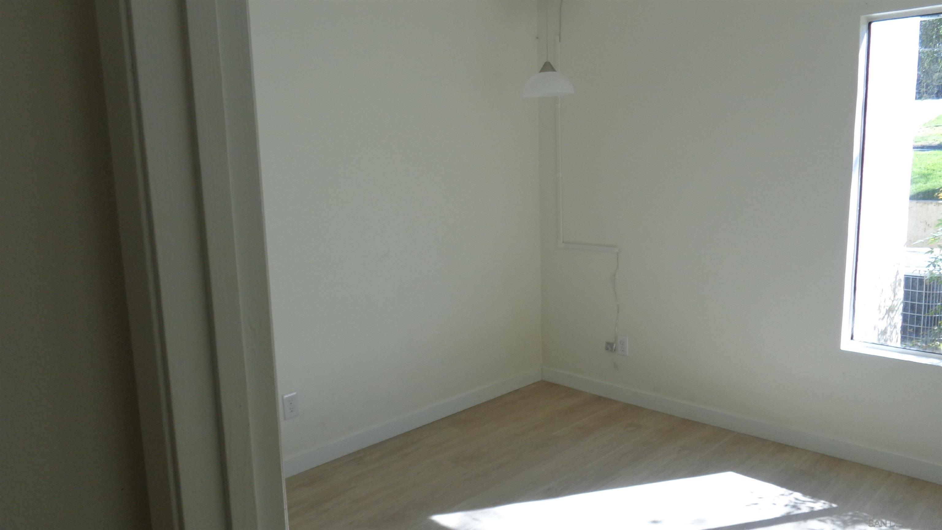 Detail Gallery Image 13 of 20 For 2425  Cranston Dr.  16, Escondido,  CA 92025 - 2 Beds | 2 Baths