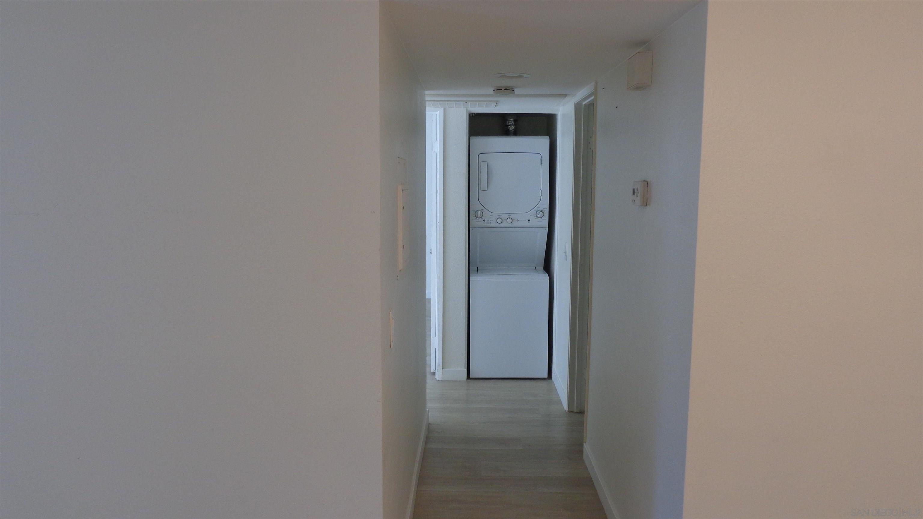 Detail Gallery Image 8 of 20 For 2425  Cranston Dr.  16, Escondido,  CA 92025 - 2 Beds | 2 Baths