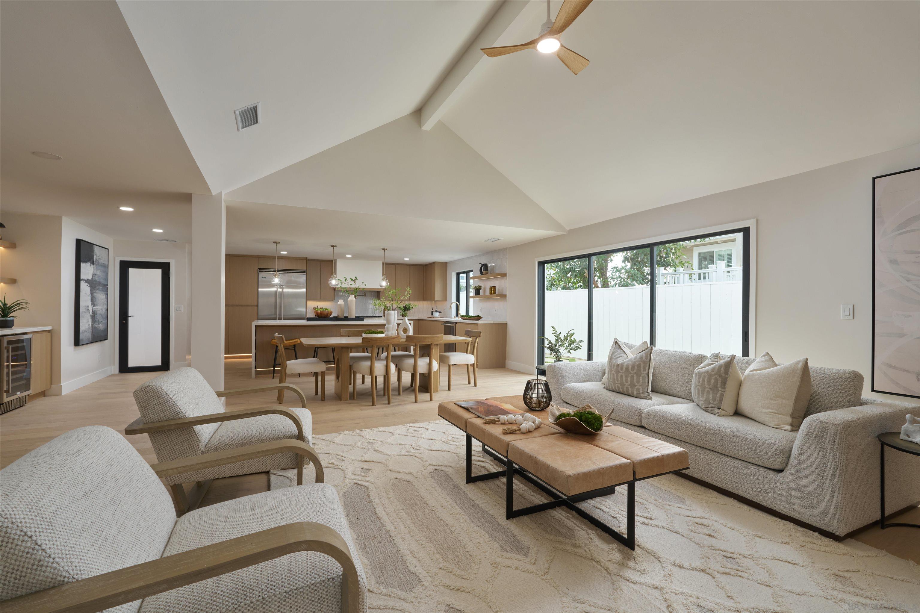 Detail Gallery Image 15 of 45 For 2465  Garfield Street, Carlsbad,  CA 92008 - 4 Beds | 4/2 Baths