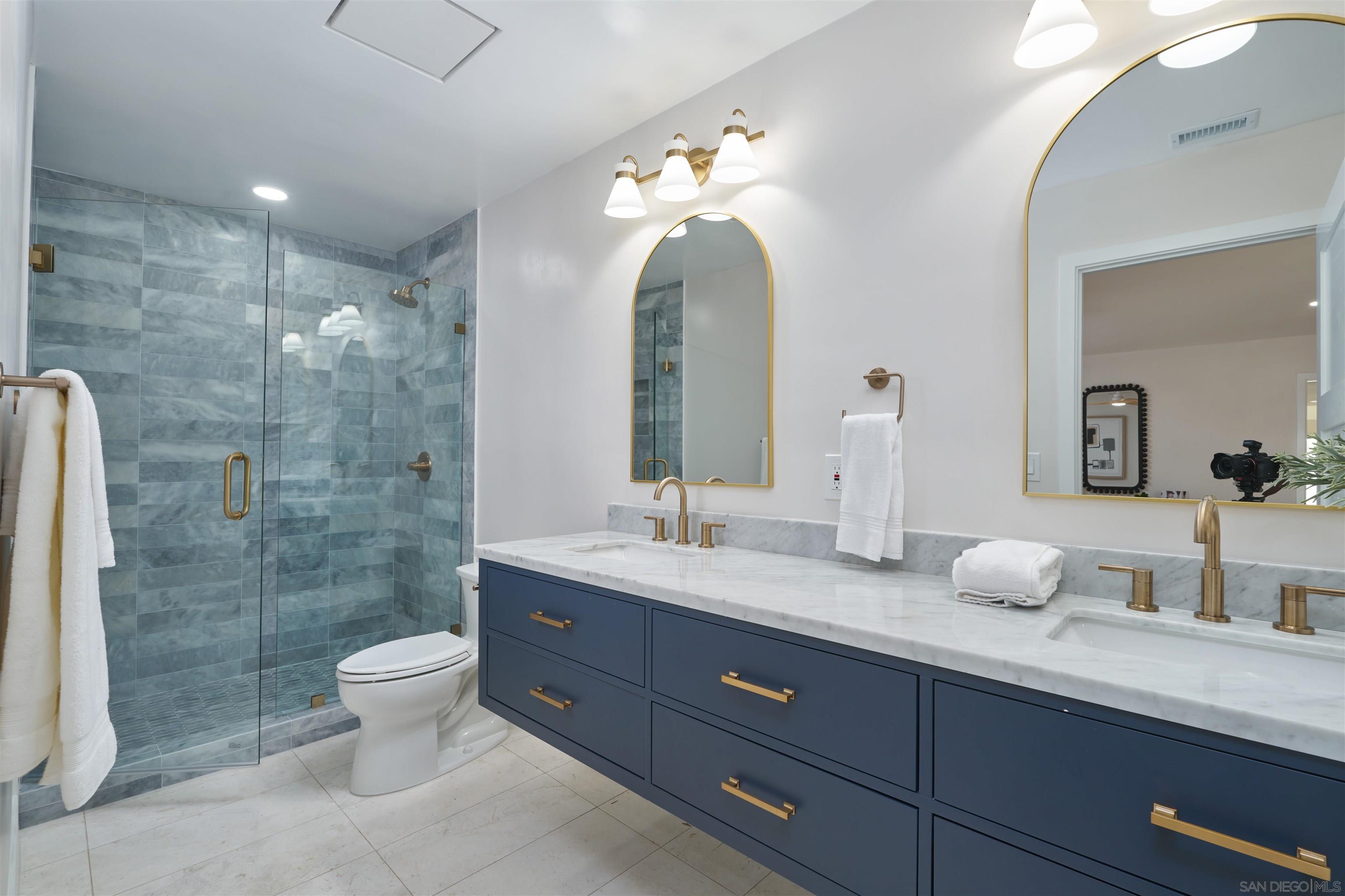 Detail Gallery Image 18 of 45 For 2465  Garfield Street, Carlsbad,  CA 92008 - 4 Beds | 4/2 Baths