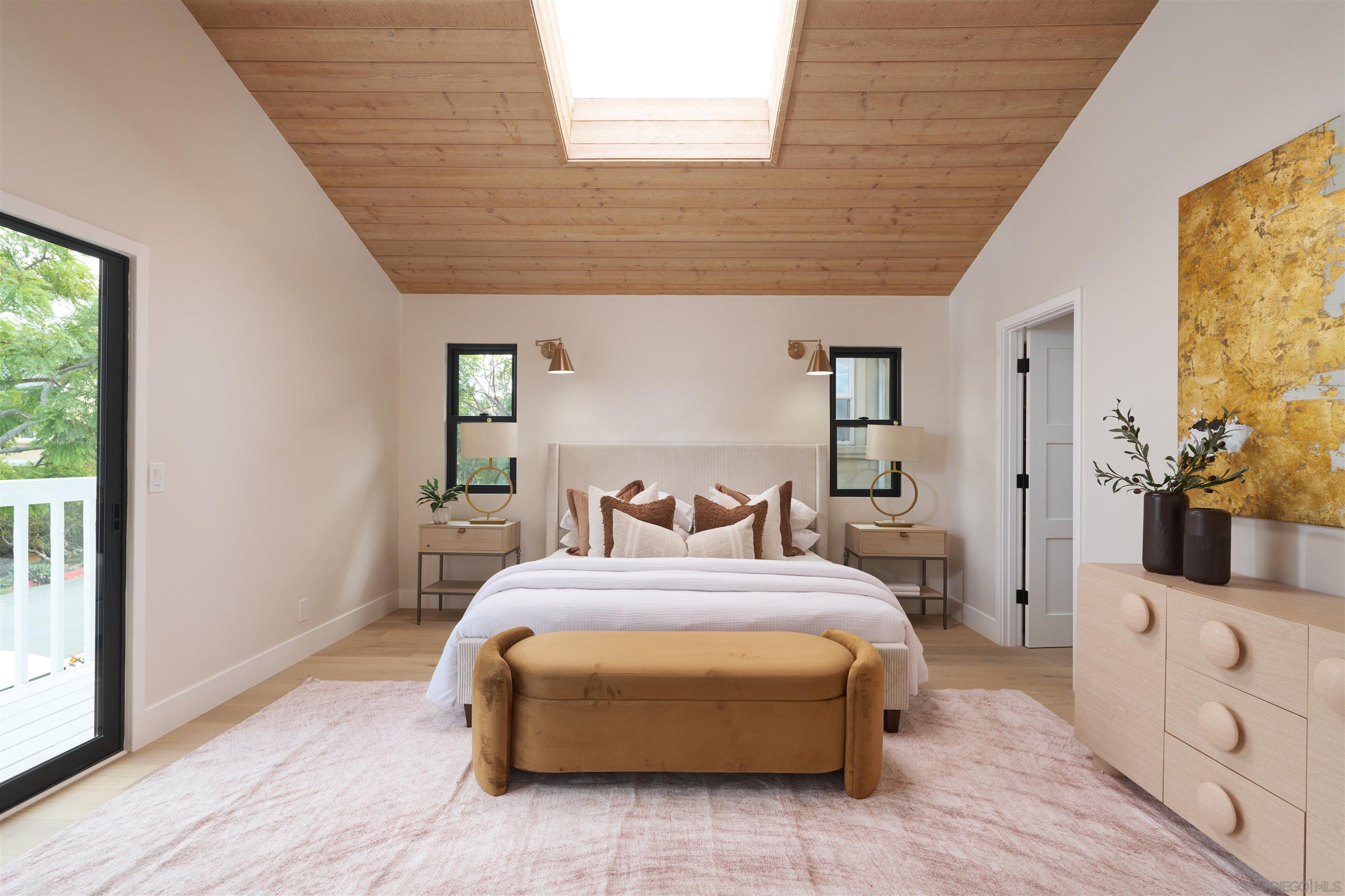 Detail Gallery Image 22 of 45 For 2465  Garfield Street, Carlsbad,  CA 92008 - 4 Beds | 4/2 Baths