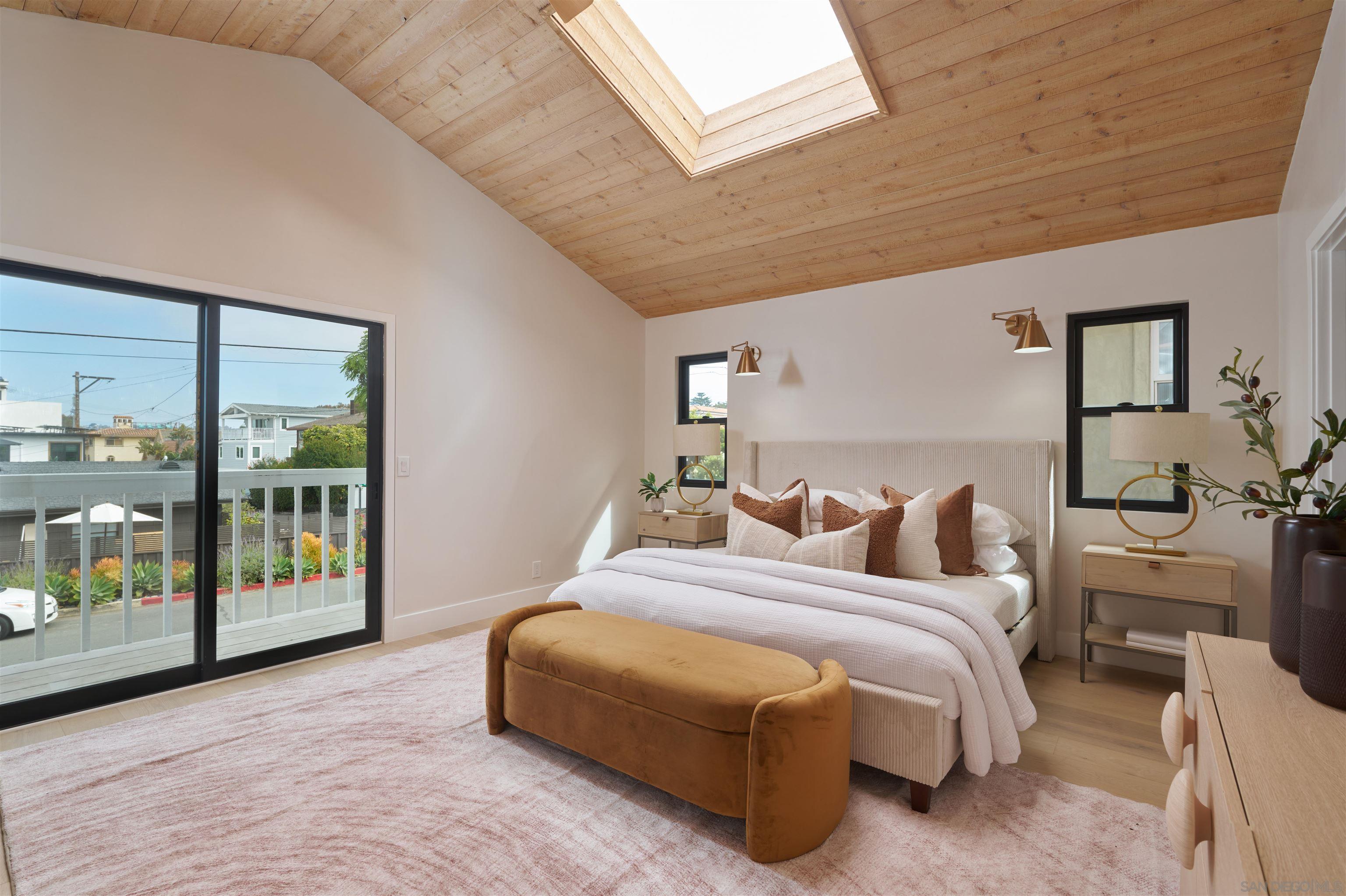 Detail Gallery Image 23 of 45 For 2465  Garfield Street, Carlsbad,  CA 92008 - 4 Beds | 4/2 Baths