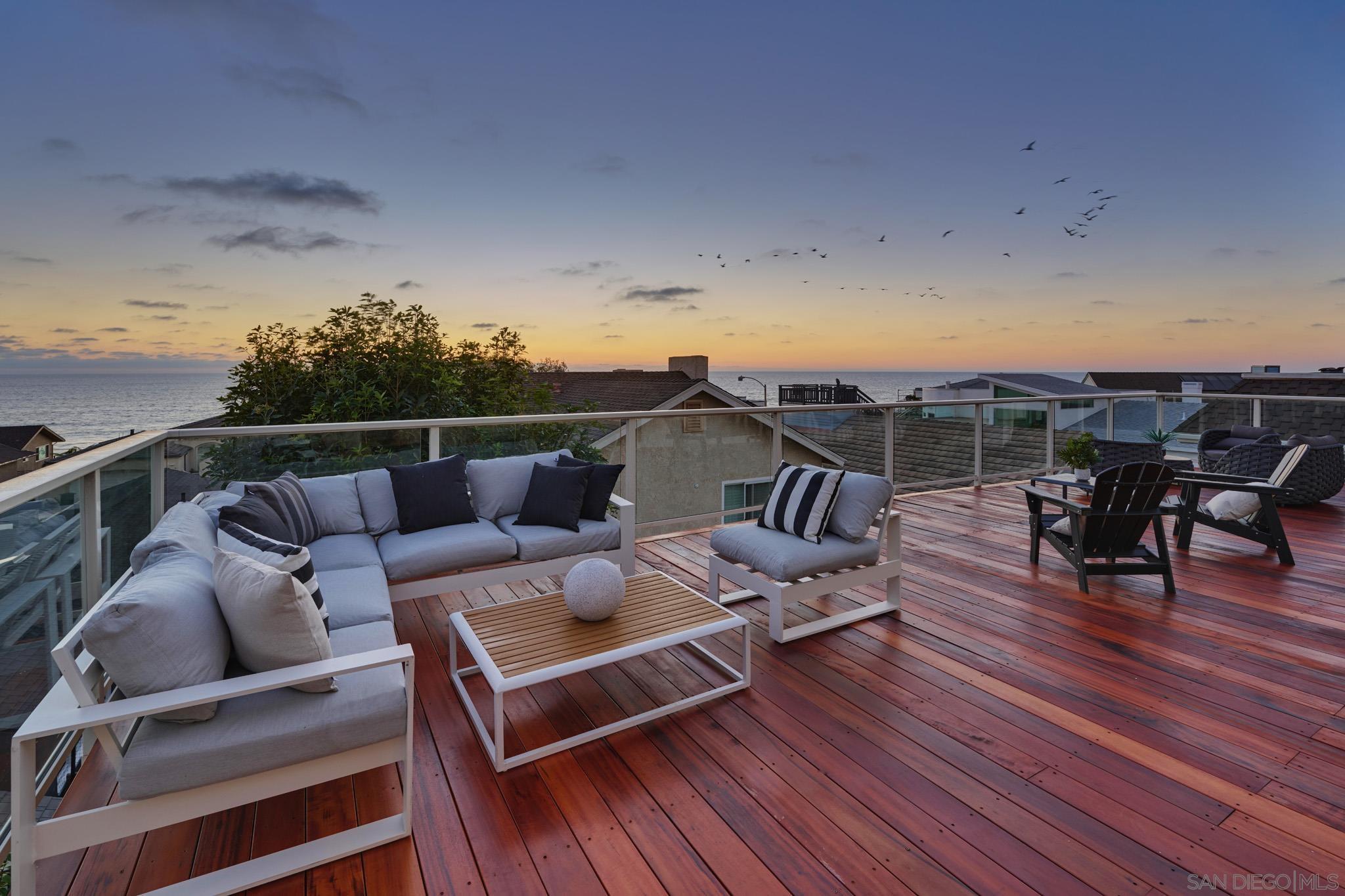 Detail Gallery Image 32 of 45 For 2465  Garfield Street, Carlsbad,  CA 92008 - 4 Beds | 4/2 Baths