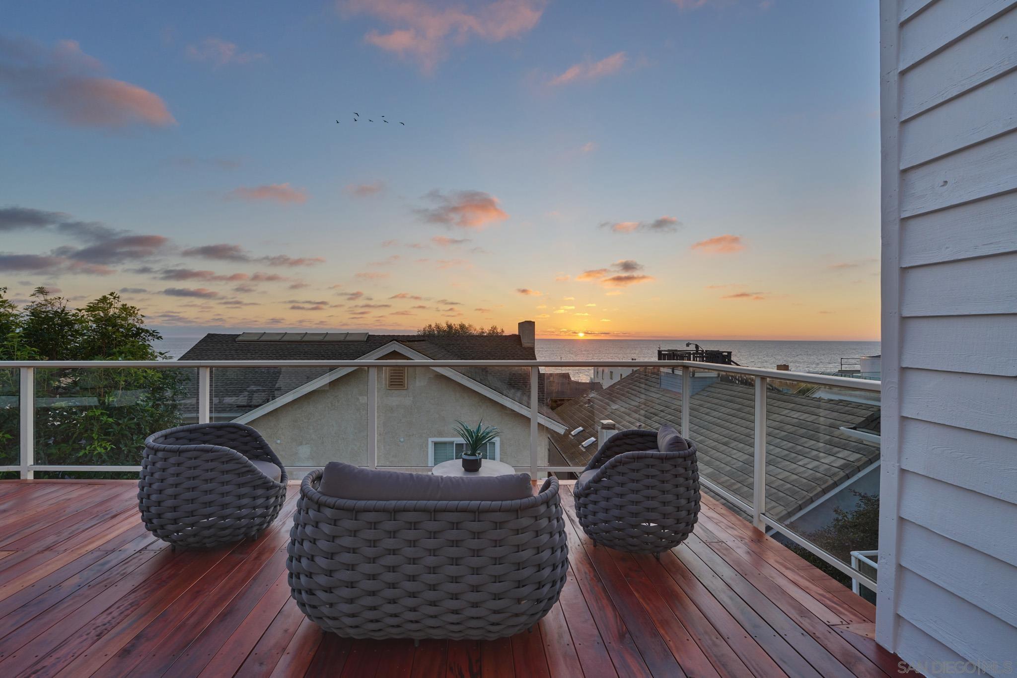 Detail Gallery Image 33 of 45 For 2465  Garfield Street, Carlsbad,  CA 92008 - 4 Beds | 4/2 Baths