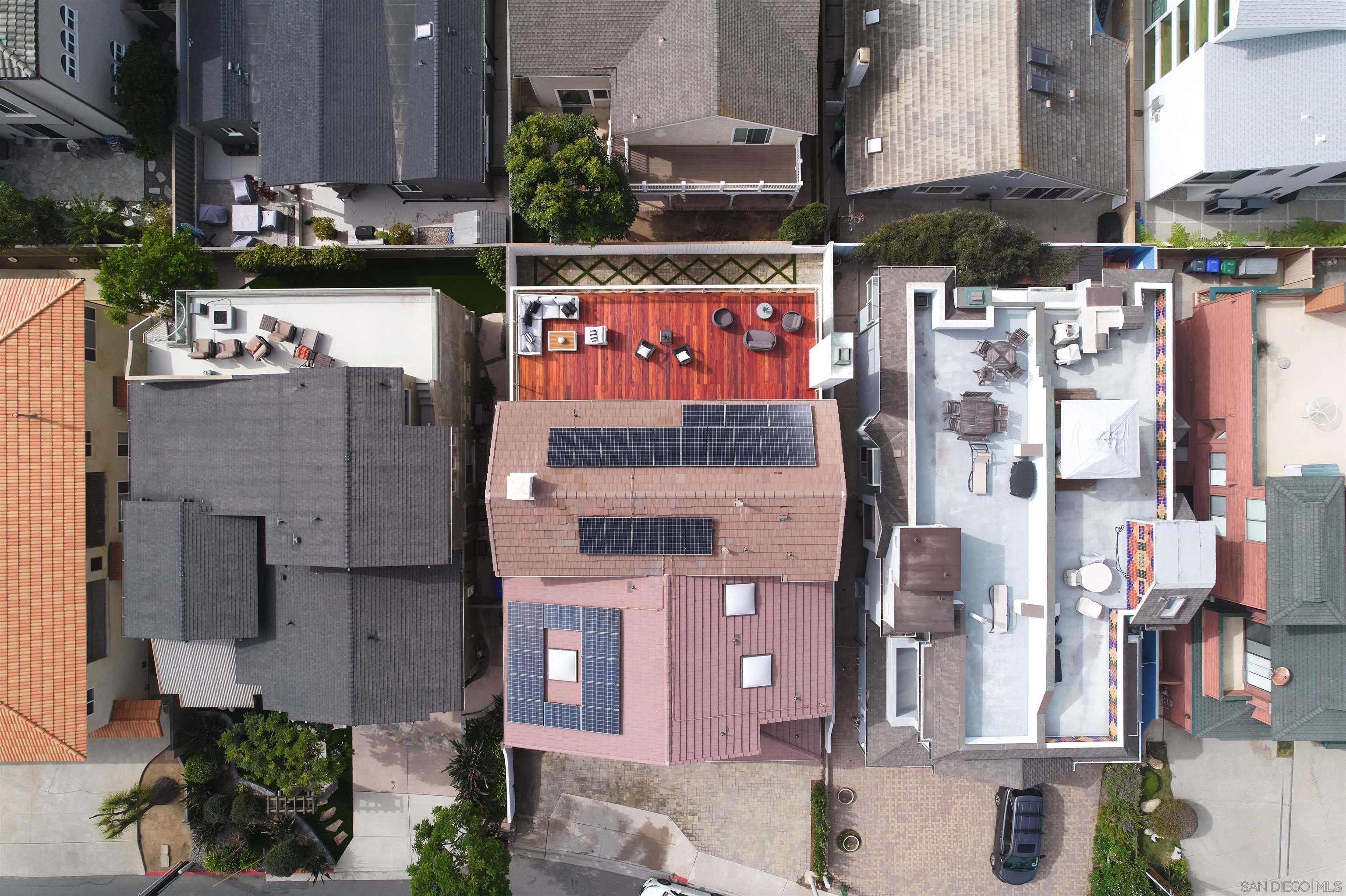 Detail Gallery Image 37 of 45 For 2465  Garfield Street, Carlsbad,  CA 92008 - 4 Beds | 4/2 Baths