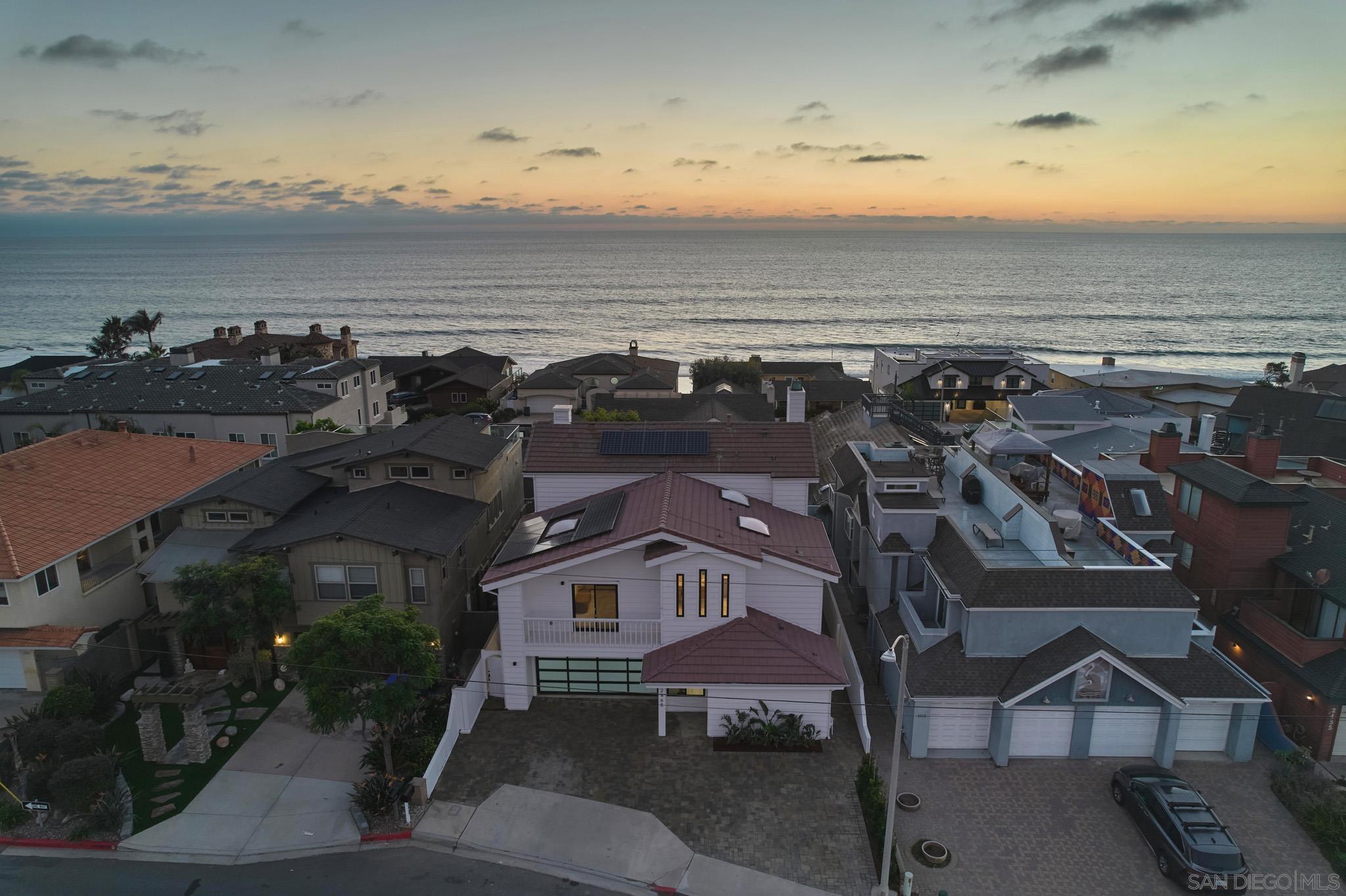 Detail Gallery Image 38 of 45 For 2465  Garfield Street, Carlsbad,  CA 92008 - 4 Beds | 4/2 Baths