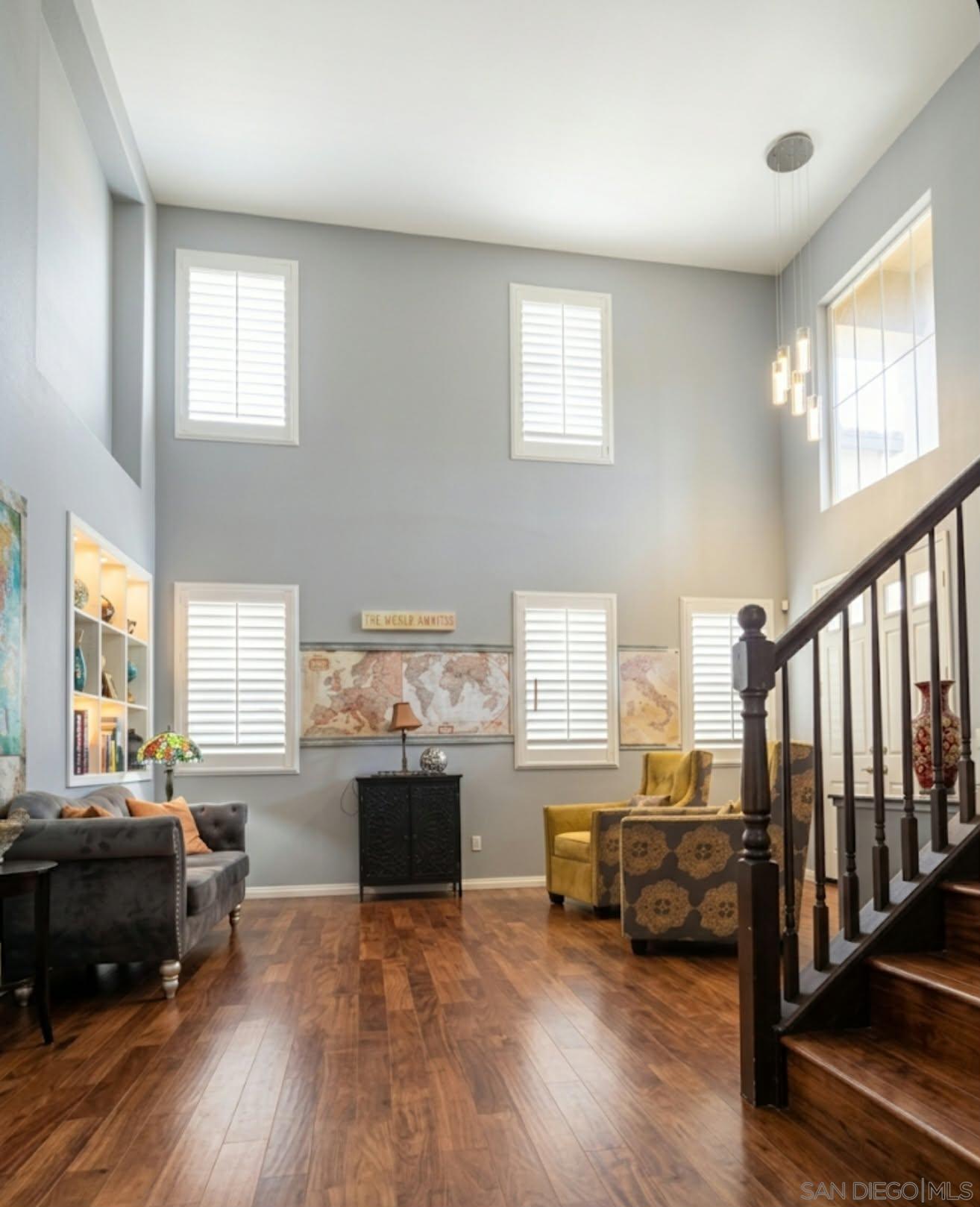 Detail Gallery Image 15 of 27 For 5038  Cove View Pl, San Diego,  CA 92154 - 8 Beds | 3 Baths