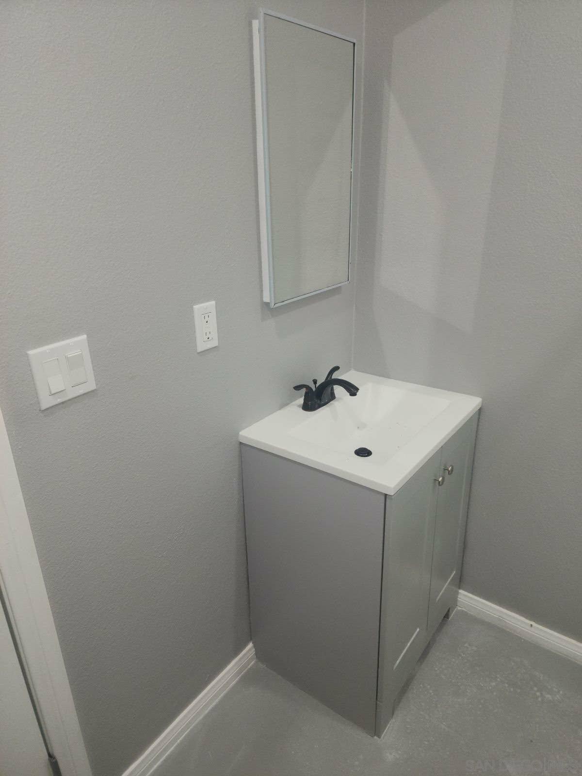 Detail Gallery Image 18 of 27 For 5038  Cove View Pl, San Diego,  CA 92154 - 8 Beds | 3 Baths