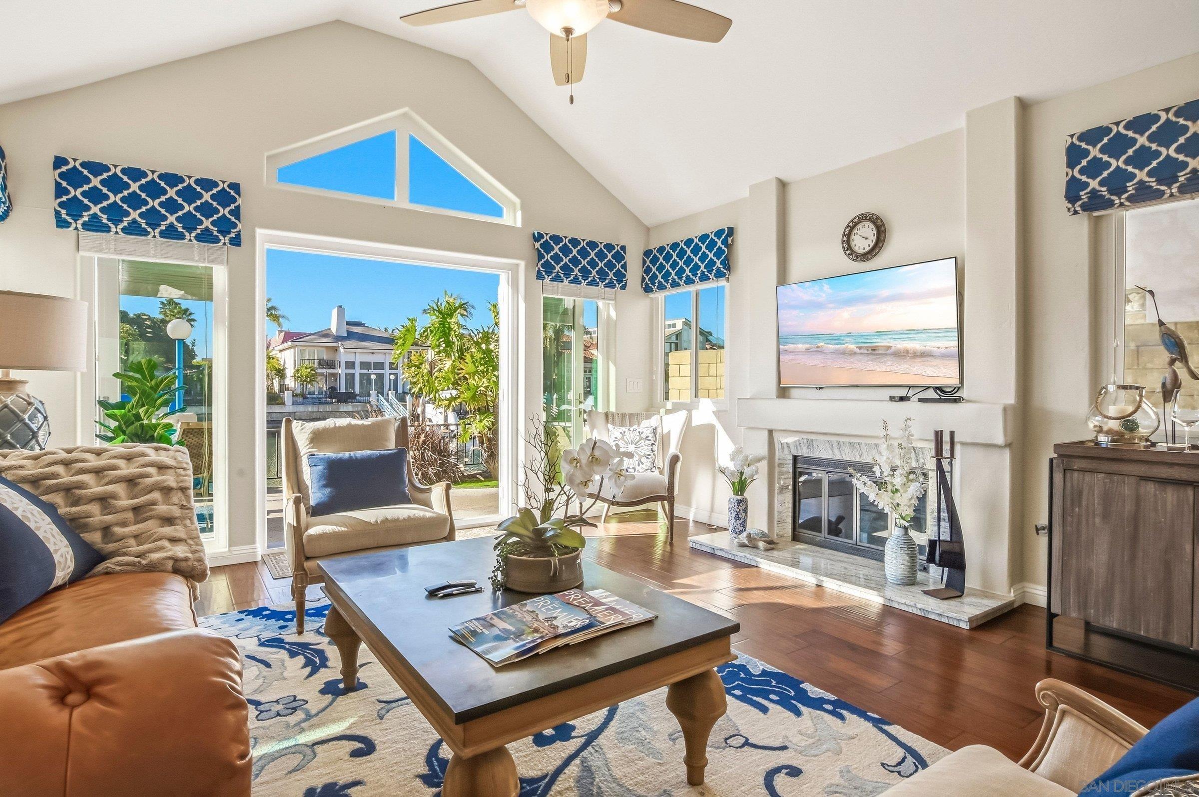 Detail Gallery Image 12 of 45 For 52  Spinnaker Way, Coronado,  CA 92118 - 4 Beds | 2/1 Baths