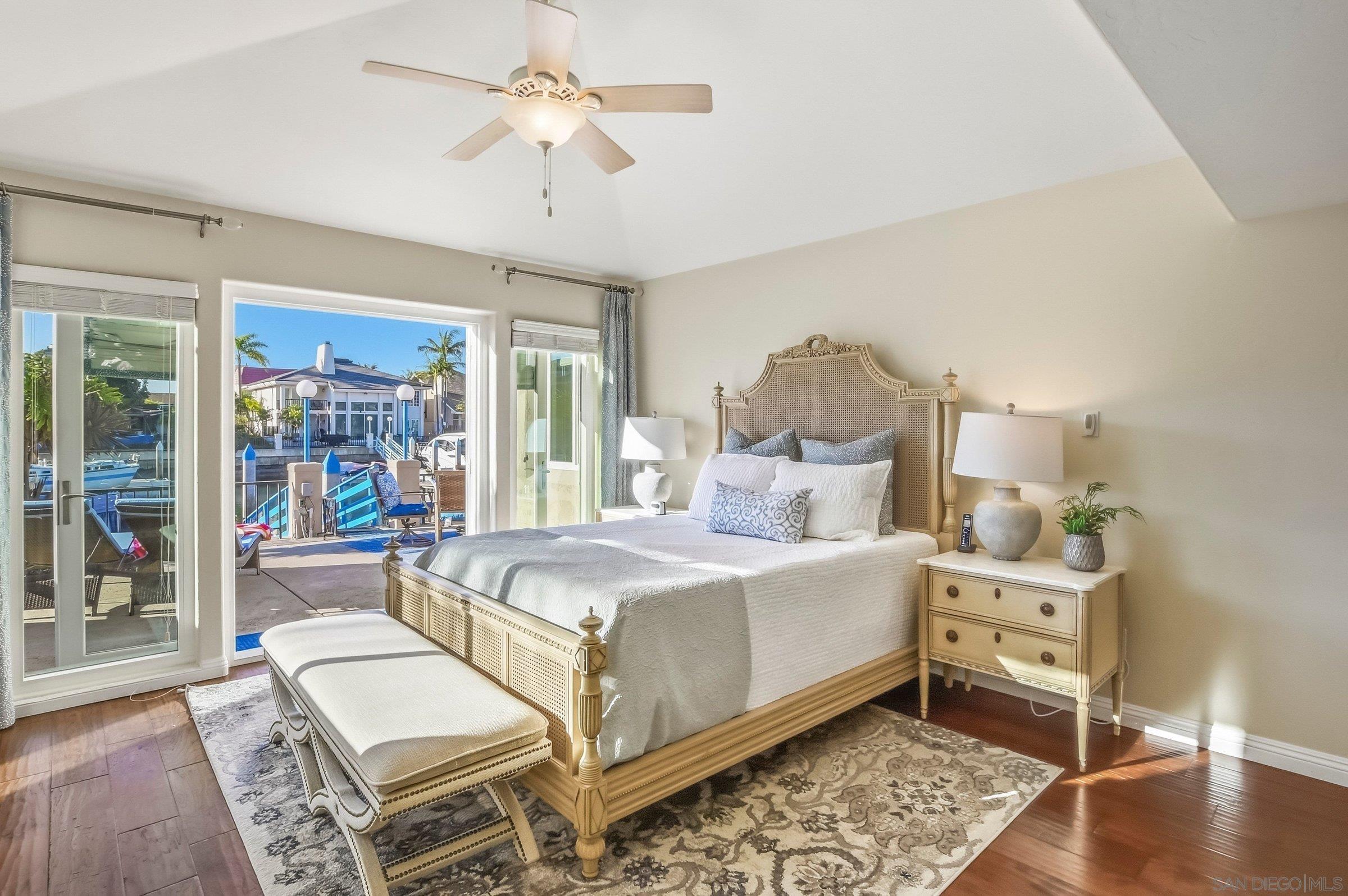 Detail Gallery Image 18 of 45 For 52  Spinnaker Way, Coronado,  CA 92118 - 4 Beds | 2/1 Baths