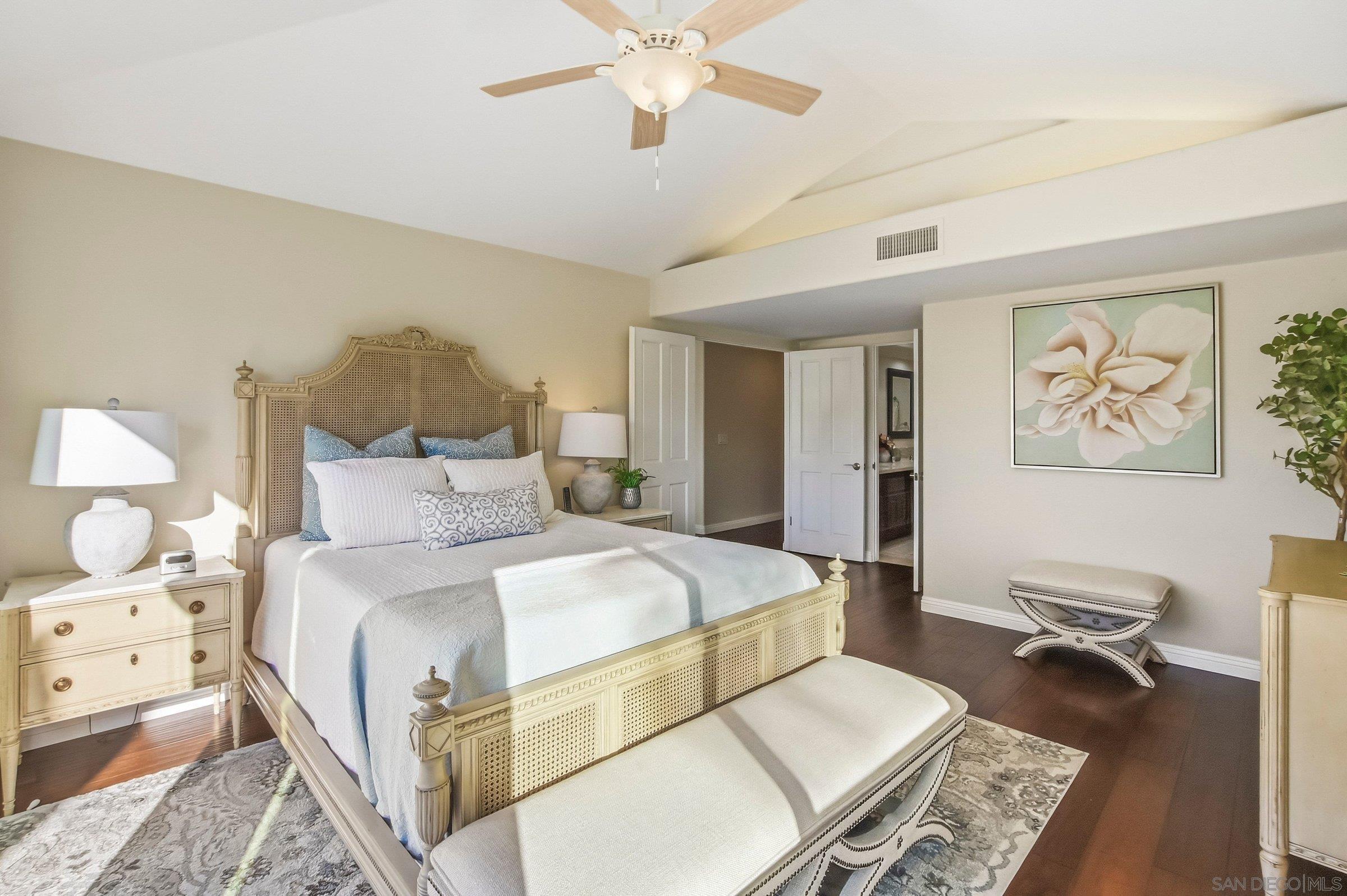 Detail Gallery Image 19 of 45 For 52  Spinnaker Way, Coronado,  CA 92118 - 4 Beds | 2/1 Baths