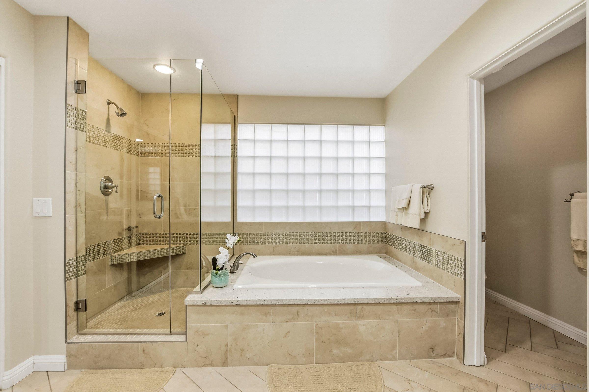 Detail Gallery Image 22 of 45 For 52  Spinnaker Way, Coronado,  CA 92118 - 4 Beds | 2/1 Baths