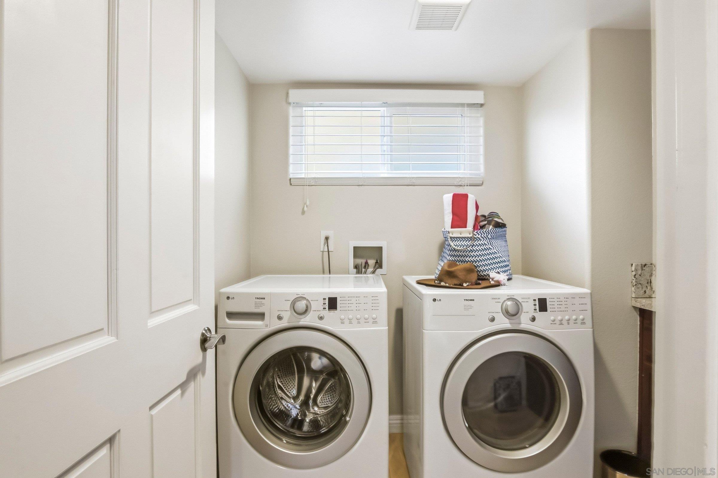 Detail Gallery Image 29 of 45 For 52  Spinnaker Way, Coronado,  CA 92118 - 4 Beds | 2/1 Baths