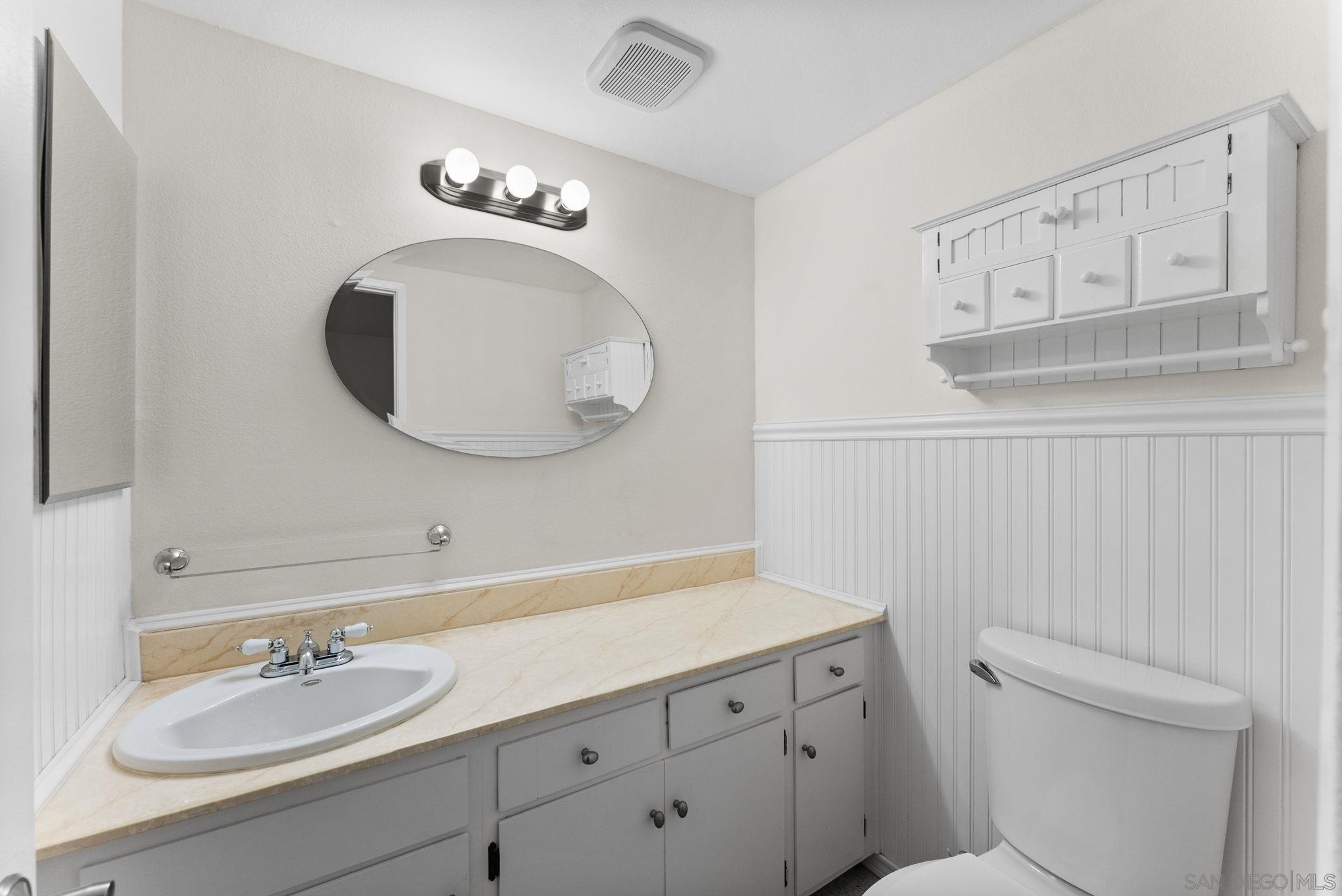 Detail Gallery Image 22 of 36 For 685  Seacoast Drive, Imperial Beach,  CA 91932 - 2 Beds | 1/1 Baths