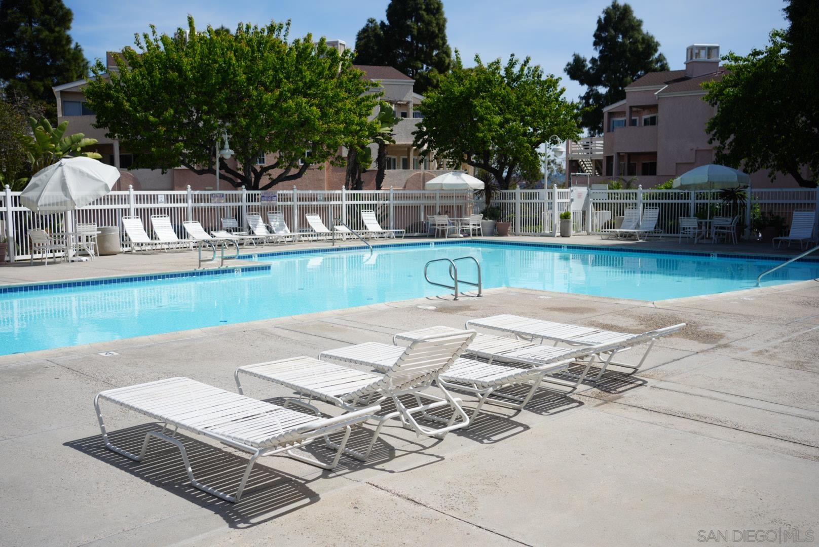 Detail Gallery Image 27 of 40 For 7087  Camino Degrazia  #141,  San Diego,  CA 92111 - 3 Beds | 2 Baths