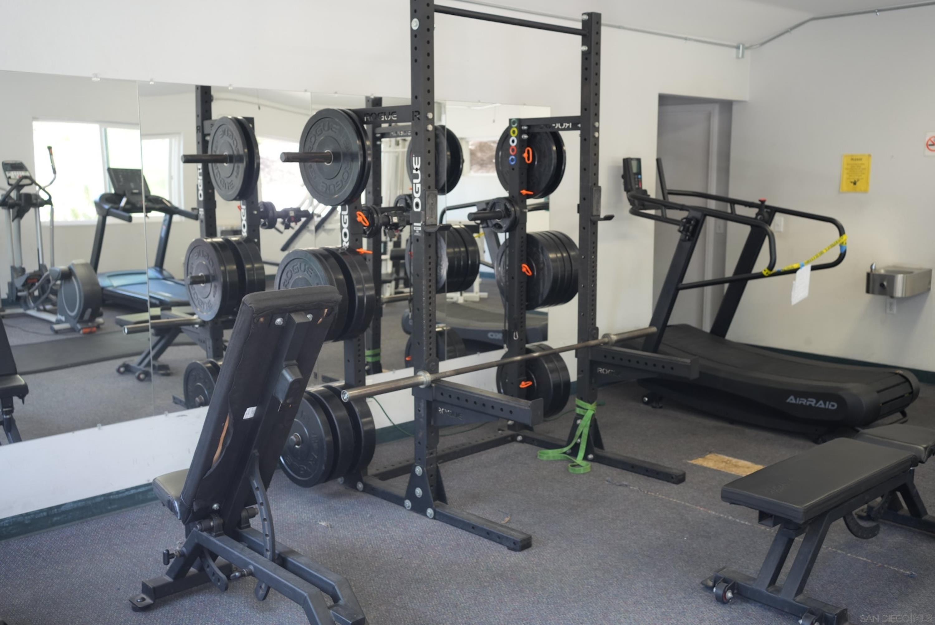 Detail Gallery Image 37 of 40 For 7087  Camino Degrazia  #141,  San Diego,  CA 92111 - 3 Beds | 2 Baths