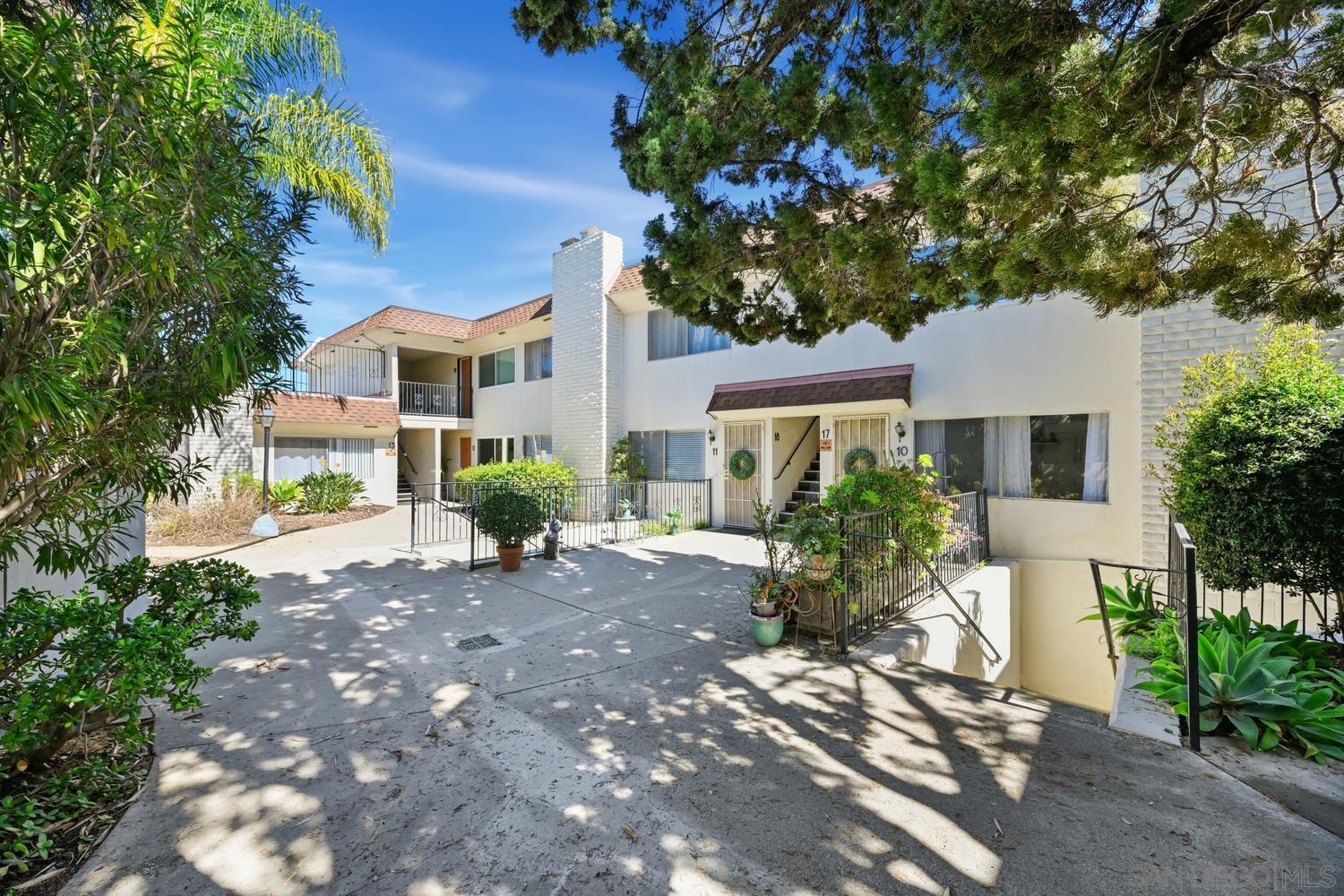 Detail Gallery Image 2 of 24 For 806 E 4th Ave  #10,  Escondido,  CA 92025 - 1 Beds | 1 Baths