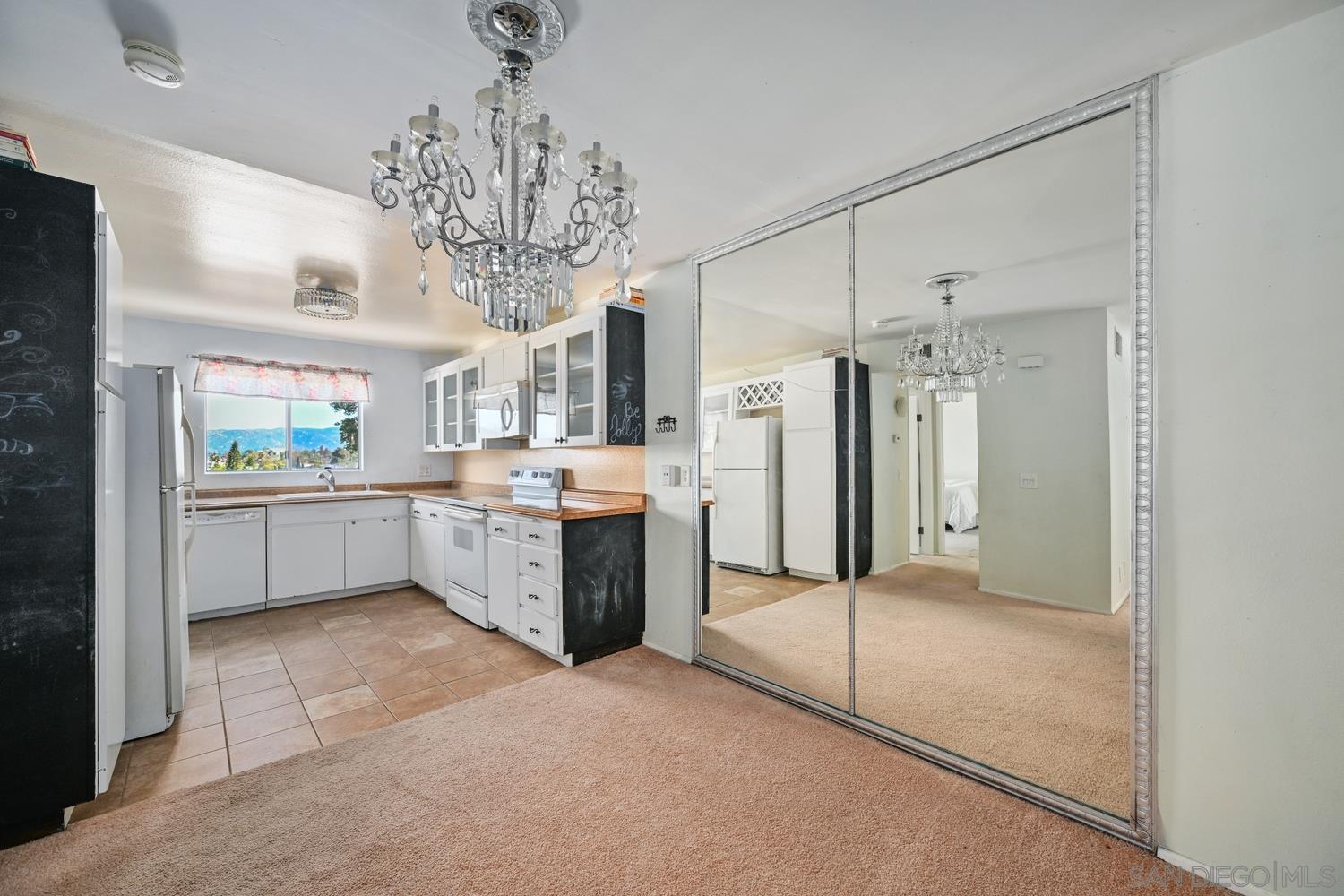 Detail Gallery Image 13 of 24 For 806 E 4th Ave  #10,  Escondido,  CA 92025 - 1 Beds | 1 Baths