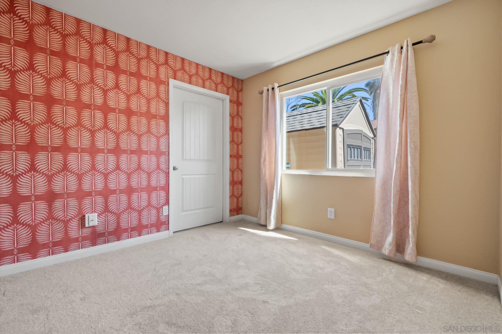 Detail Gallery Image 16 of 43 For 4621  Avery St, Oceanside,  CA 92057 - 4 Beds | 2 Baths