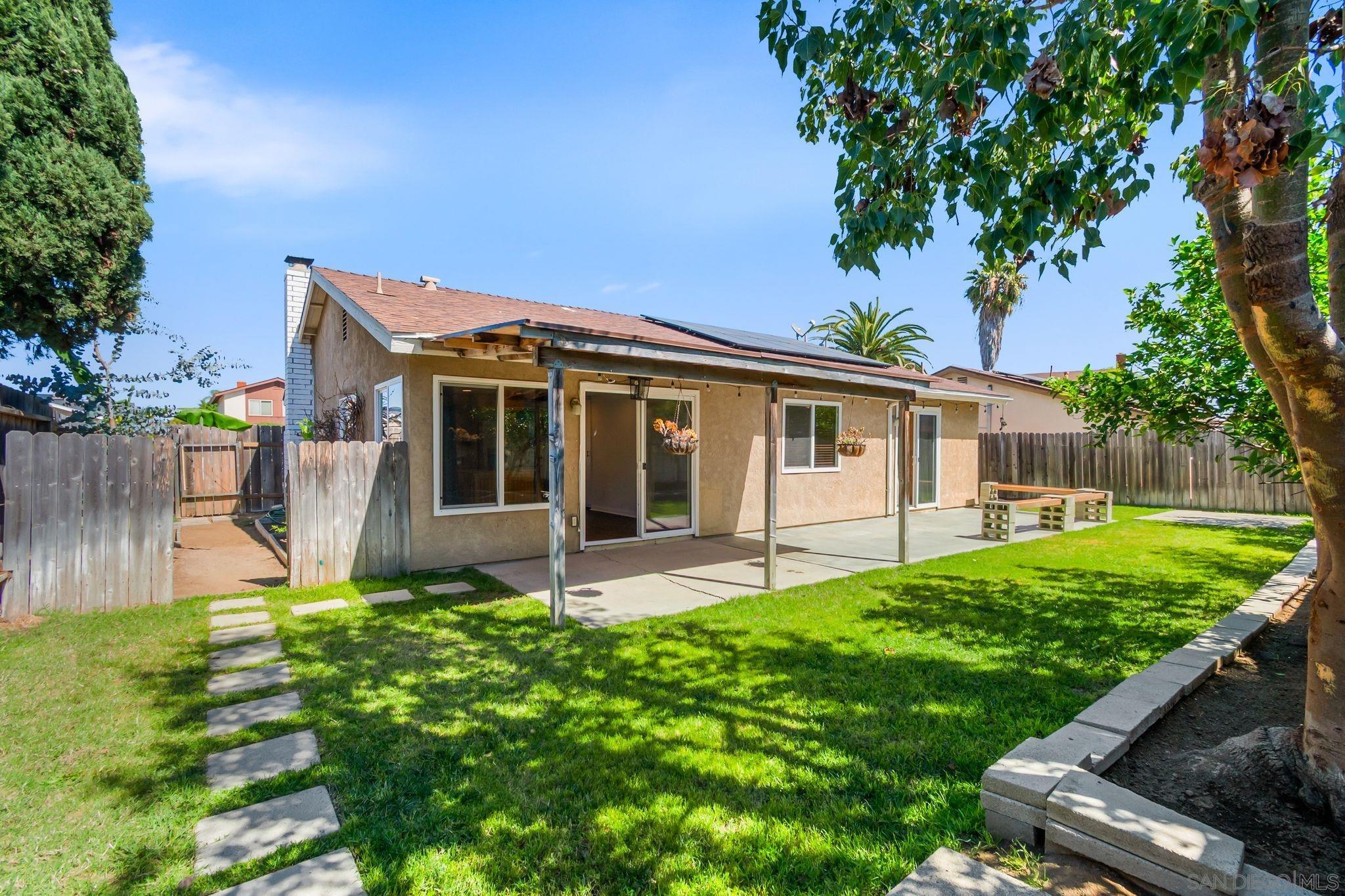 Detail Gallery Image 24 of 43 For 4621  Avery St, Oceanside,  CA 92057 - 4 Beds | 2 Baths