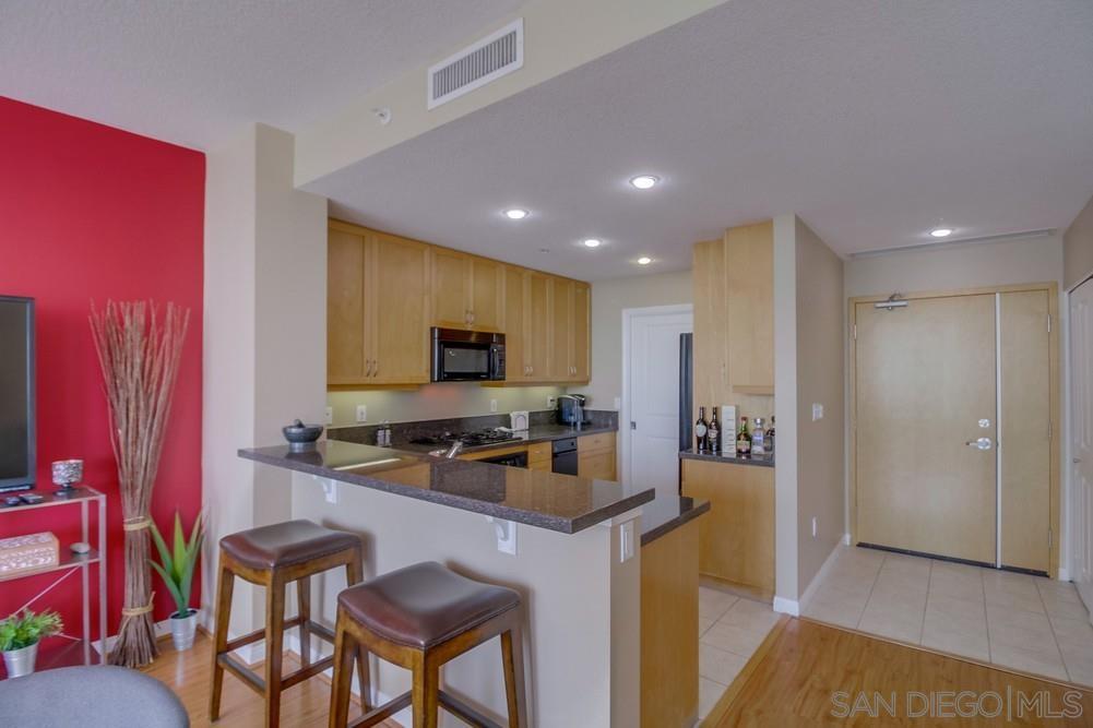 Detail Gallery Image 12 of 44 For 850  Beech St.  #1603, San Diego,  CA 92101 - 2 Beds | 2 Baths