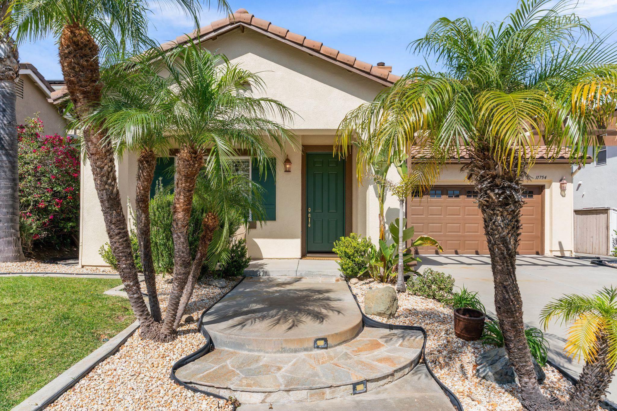 Detail Gallery Image 2 of 49 For 11754  Ashlock, San Diego,  CA 92131 - 4 Beds | 2/1 Baths