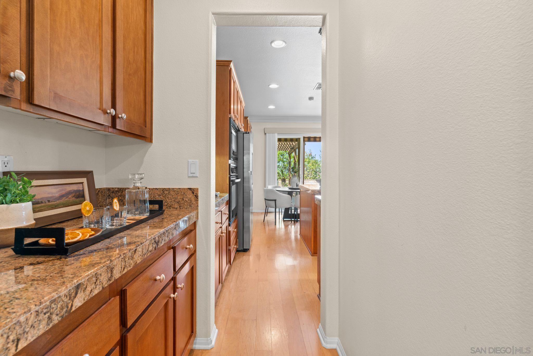 Detail Gallery Image 11 of 49 For 11754  Ashlock, San Diego,  CA 92131 - 4 Beds | 2/1 Baths