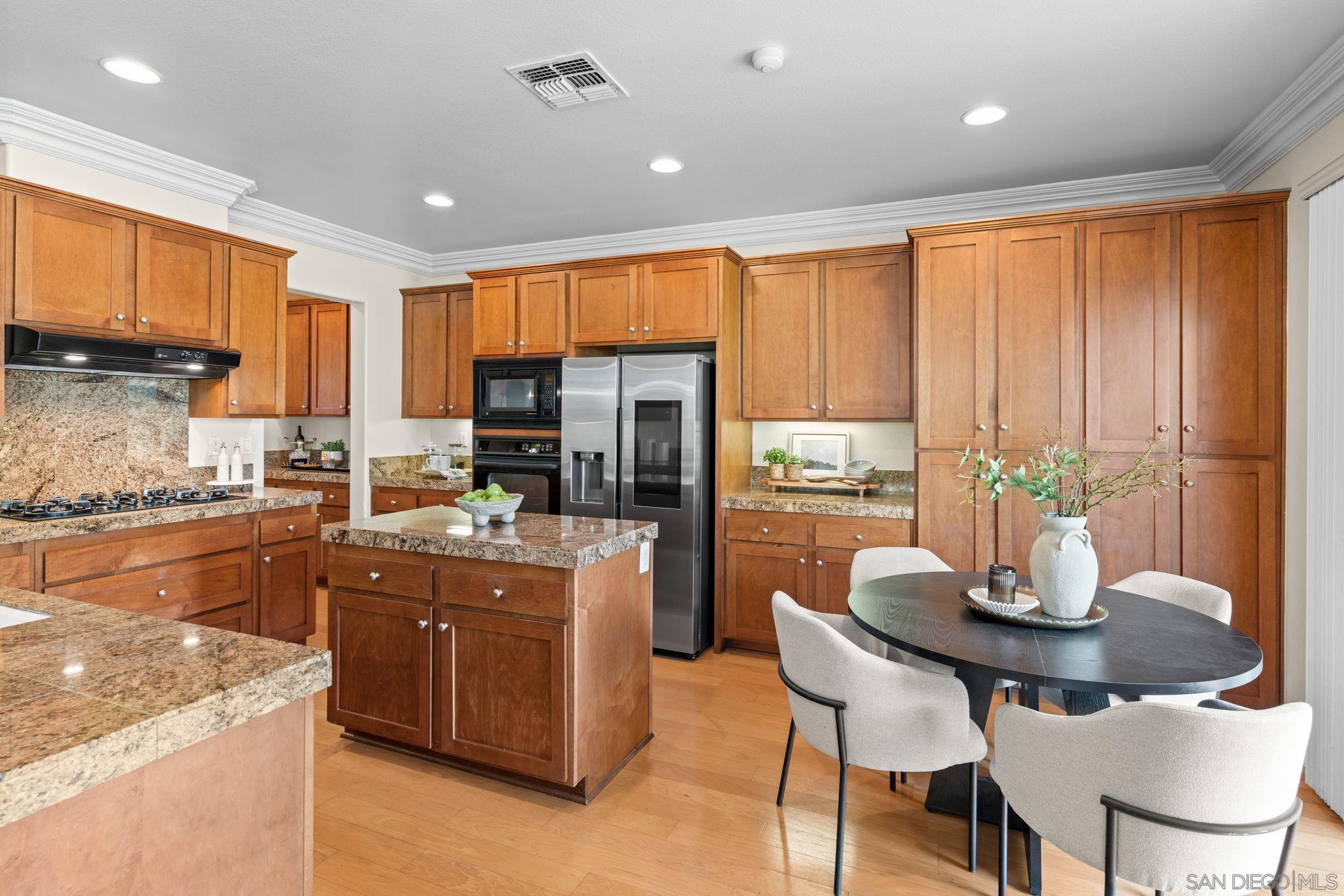 Detail Gallery Image 14 of 49 For 11754  Ashlock, San Diego,  CA 92131 - 4 Beds | 2/1 Baths