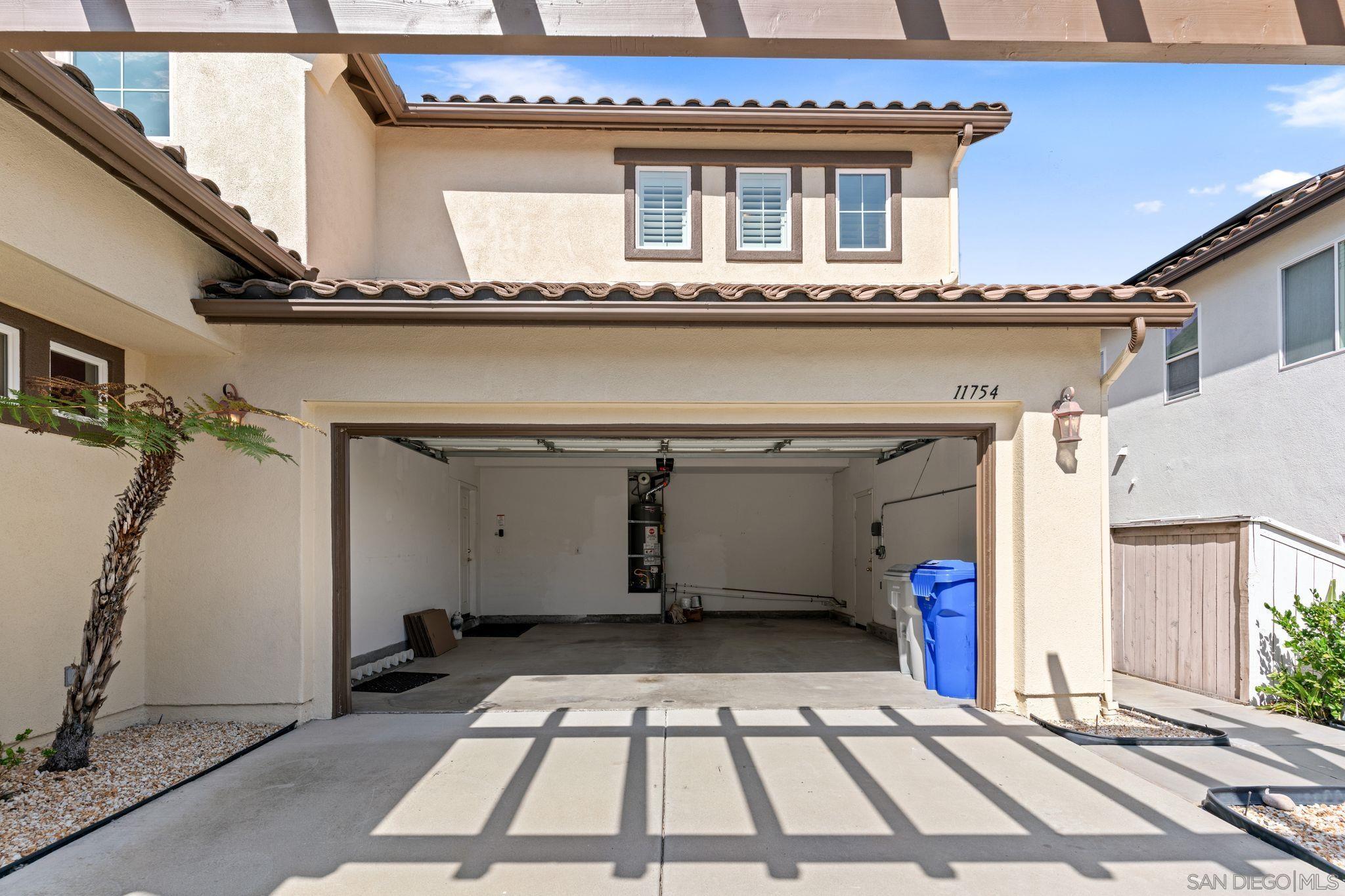 Detail Gallery Image 8 of 49 For 11754  Ashlock, San Diego,  CA 92131 - 4 Beds | 2/1 Baths