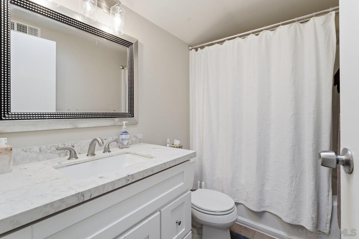 Detail Gallery Image 11 of 15 For 14670  Caminito Orense Este, San Diego,  CA 92129 - 2 Beds | 1/1 Baths