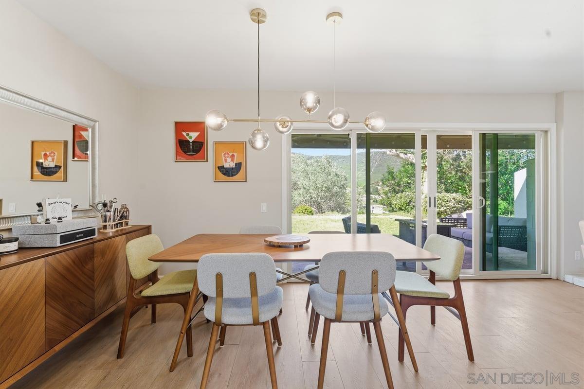 Detail Gallery Image 3 of 15 For 14670  Caminito Orense Este, San Diego,  CA 92129 - 2 Beds | 1/1 Baths