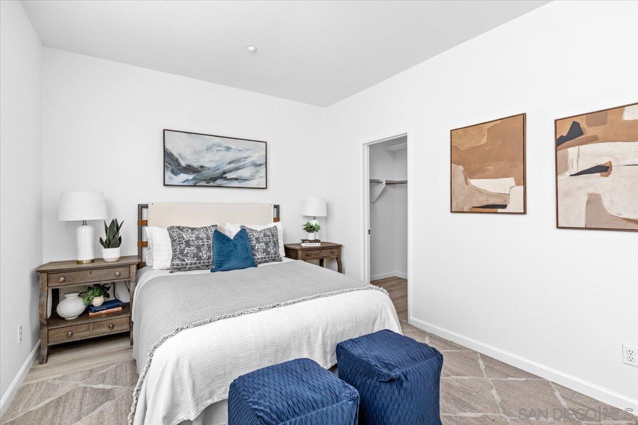 Detail Gallery Image 3 of 28 For 16910  Bixby St  #1,  San Diego,  CA 92127 - 3 Beds | 3 Baths